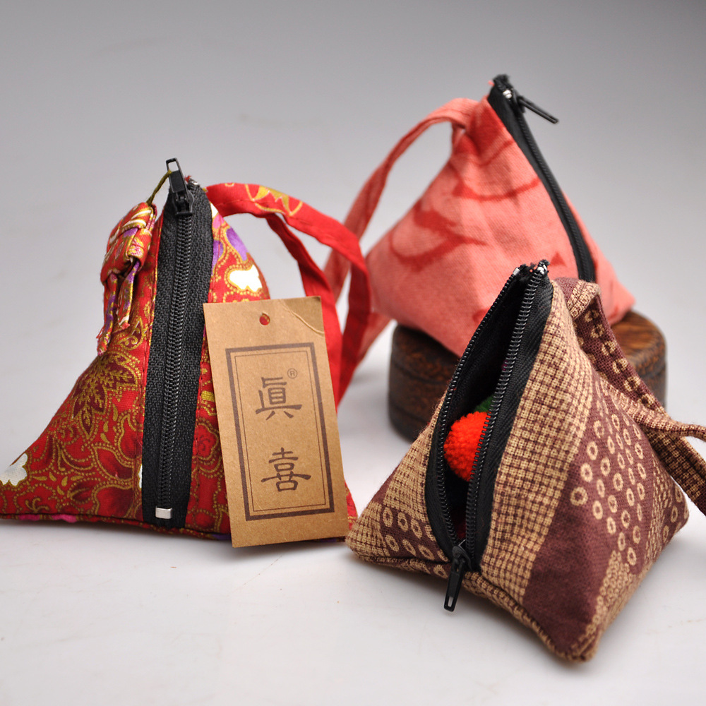 批发泰国工艺品系列布艺钱袋小零钱包拉链三角花布小包东南亚口袋