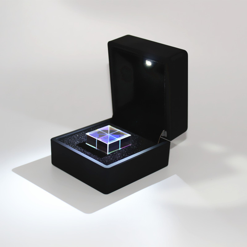 led灯光之立方礼盒发光漆面盒子 合色棱镜包装盒喷油首饰盒魔方盒