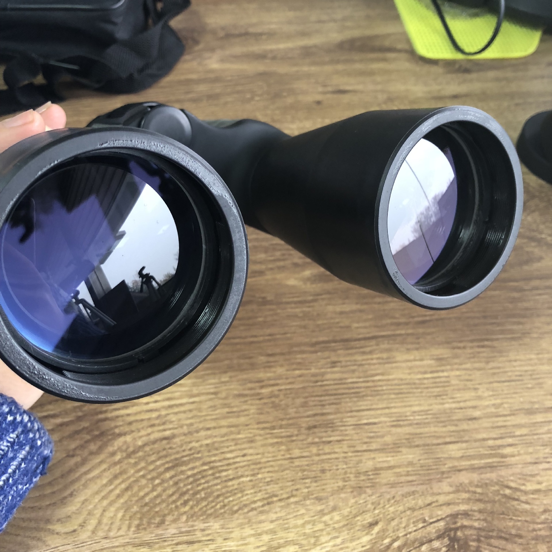 熊猫panda 10-30x60 高倍高清手持望远镜 成人户外双筒望眼镜