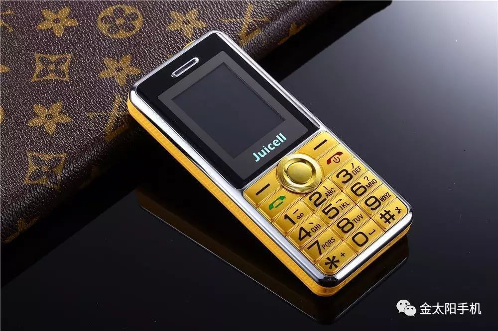 v9捷豹 移动版老人手机直板按键语音王魔音sos便宜学生shouji批发