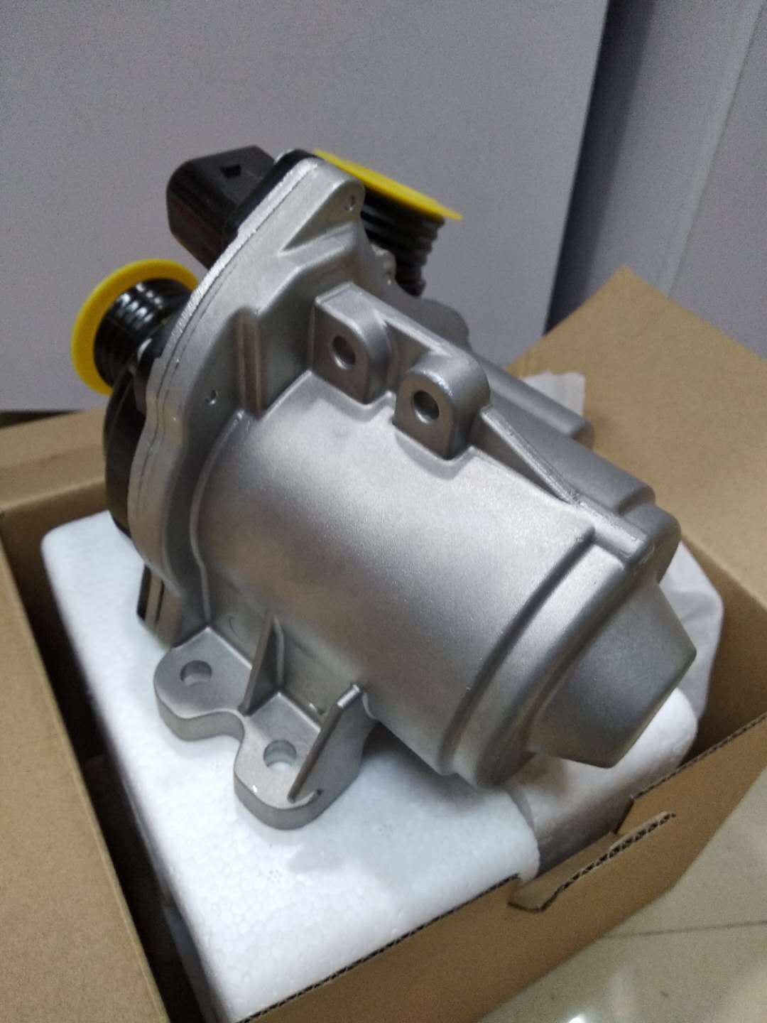 适用宝马e90f10电子水泵总成 冷却水泵 n52n54 质保一年