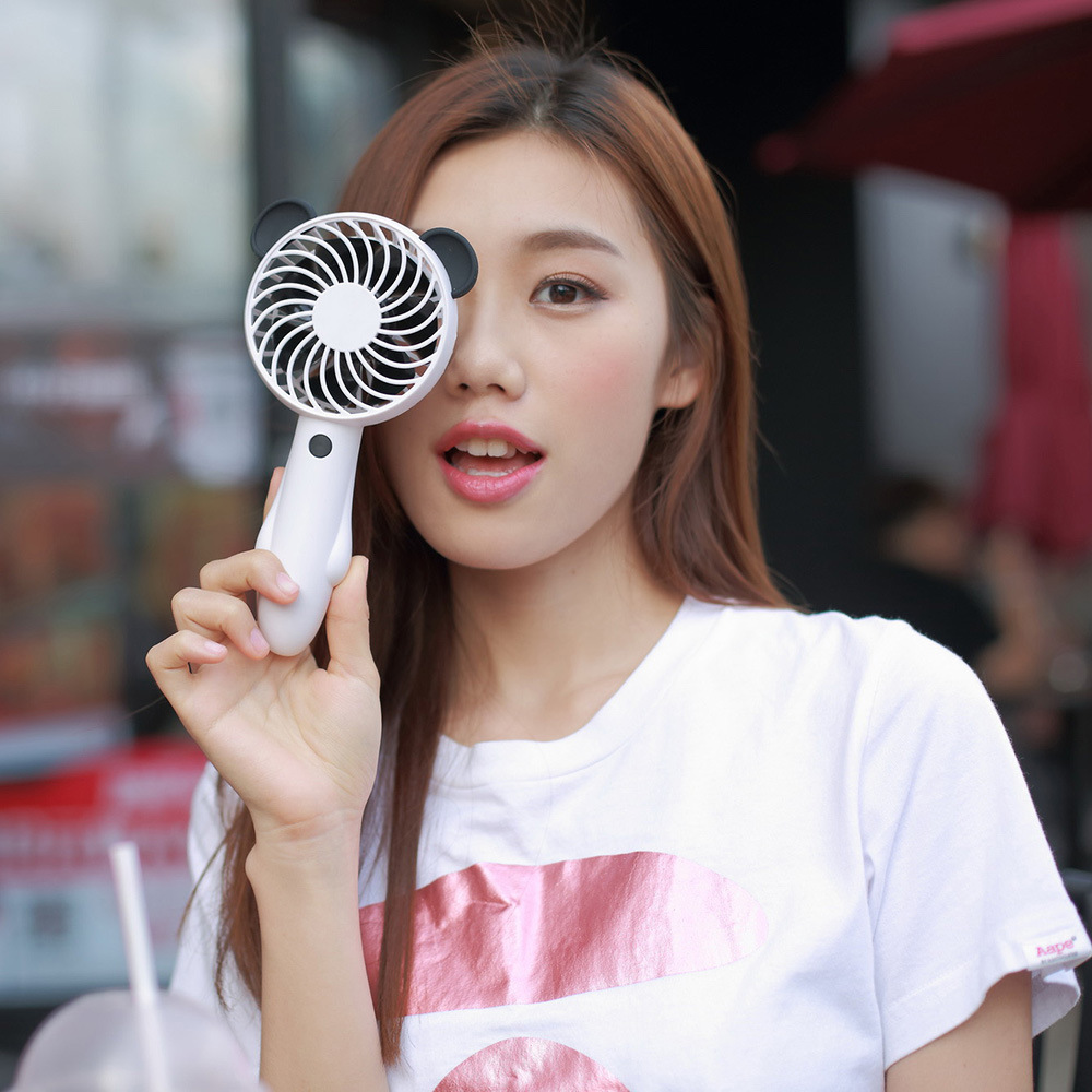 新款手持风扇外带迷你桌面手持风扇mini方便携带外带手持卡通兔熊