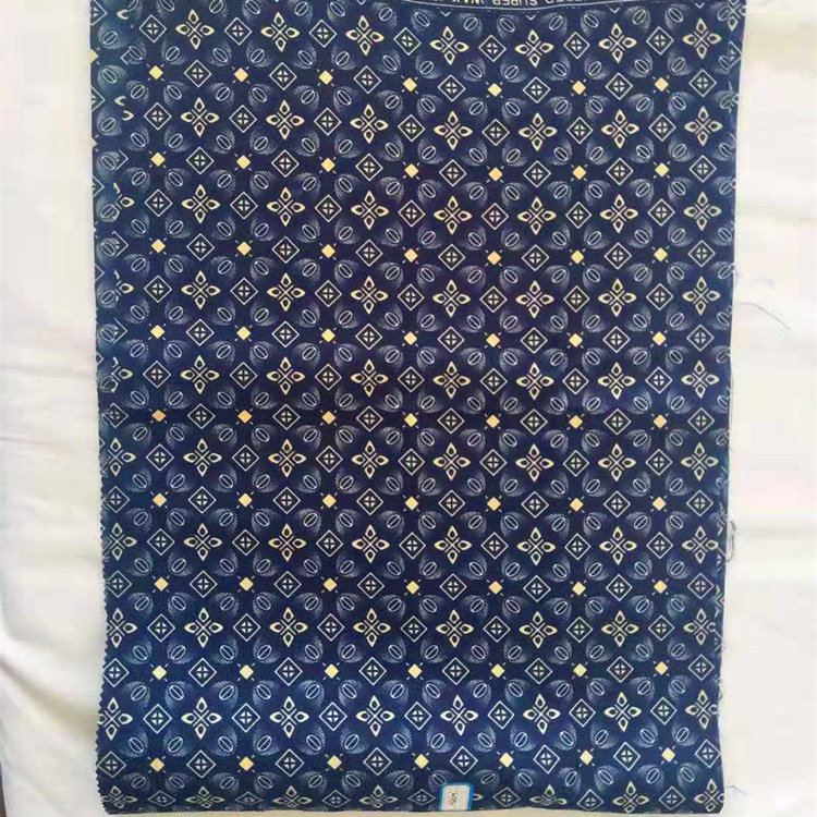 蜡印布全涤 双面印花 非洲wax105克轧光/压花服装布