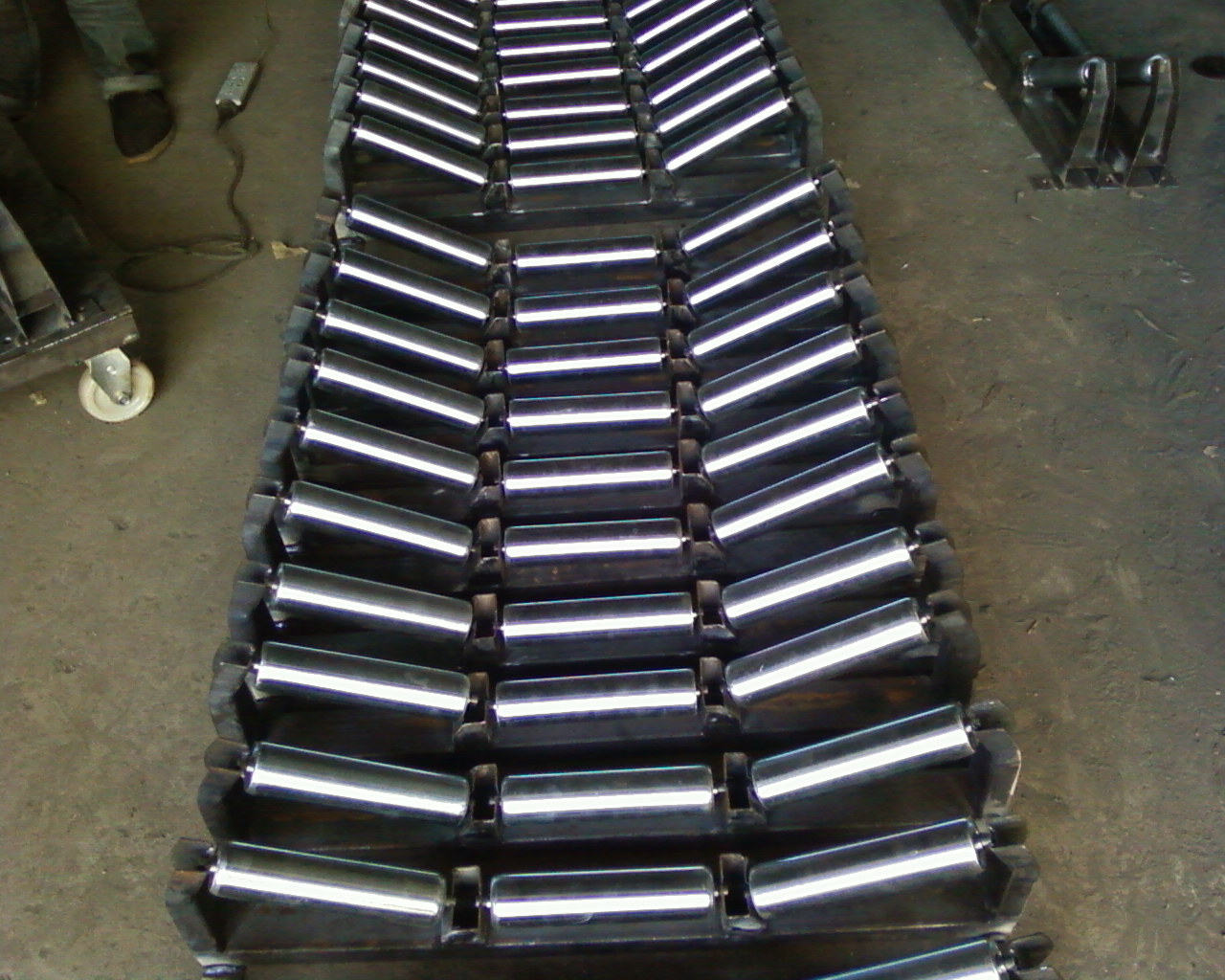 厂家专业生产不锈钢托辊 无磁托辊 防磁托辊 质优价廉