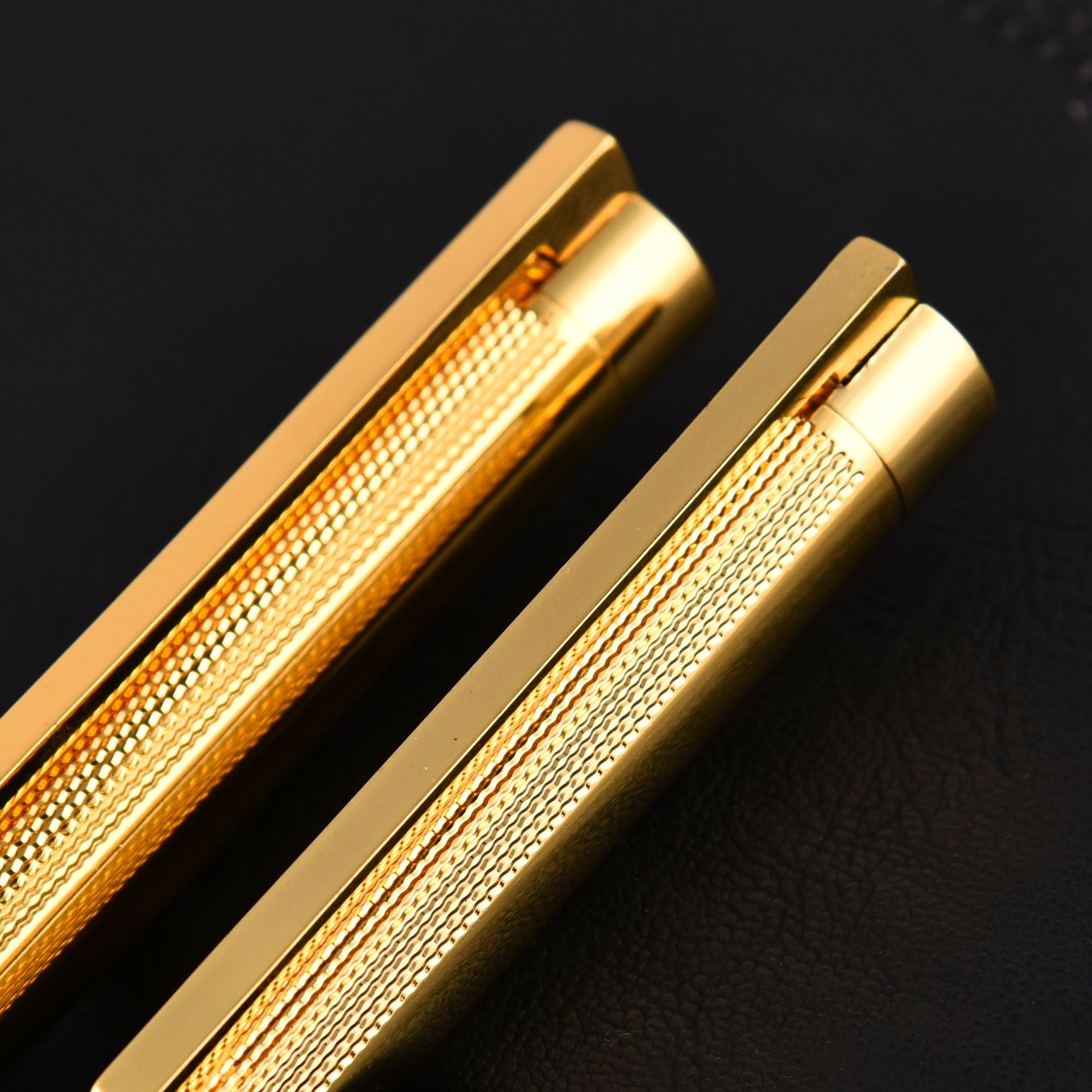 金色金属拉丝圆珠笔签字笔 商务办公创意礼品促销广告笔批发