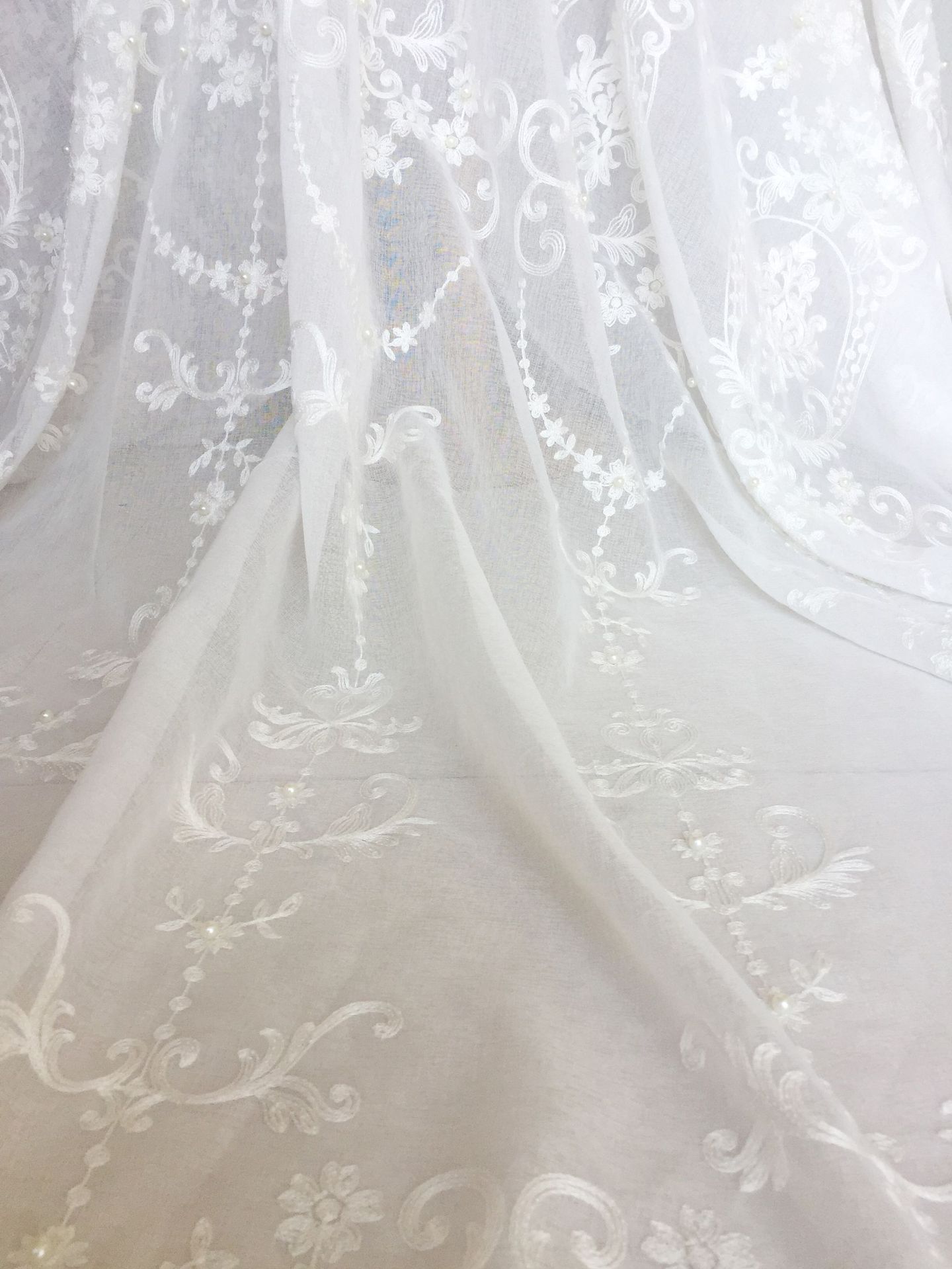 婚纱面料新娘头纱素色白纱刺绣珍珠纱婚庆白色蕾丝立体刺绣服装