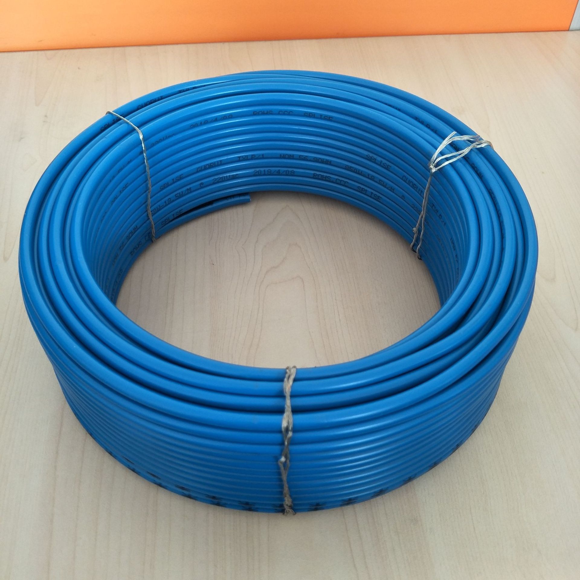 电地暖 发热电缆 合金丝地热线 屋顶融雪地暖安装 碳纤维发热线