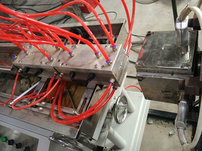 塑料线槽生产机器挤出机 pvc pp线槽挤出机生产设备制造厂家