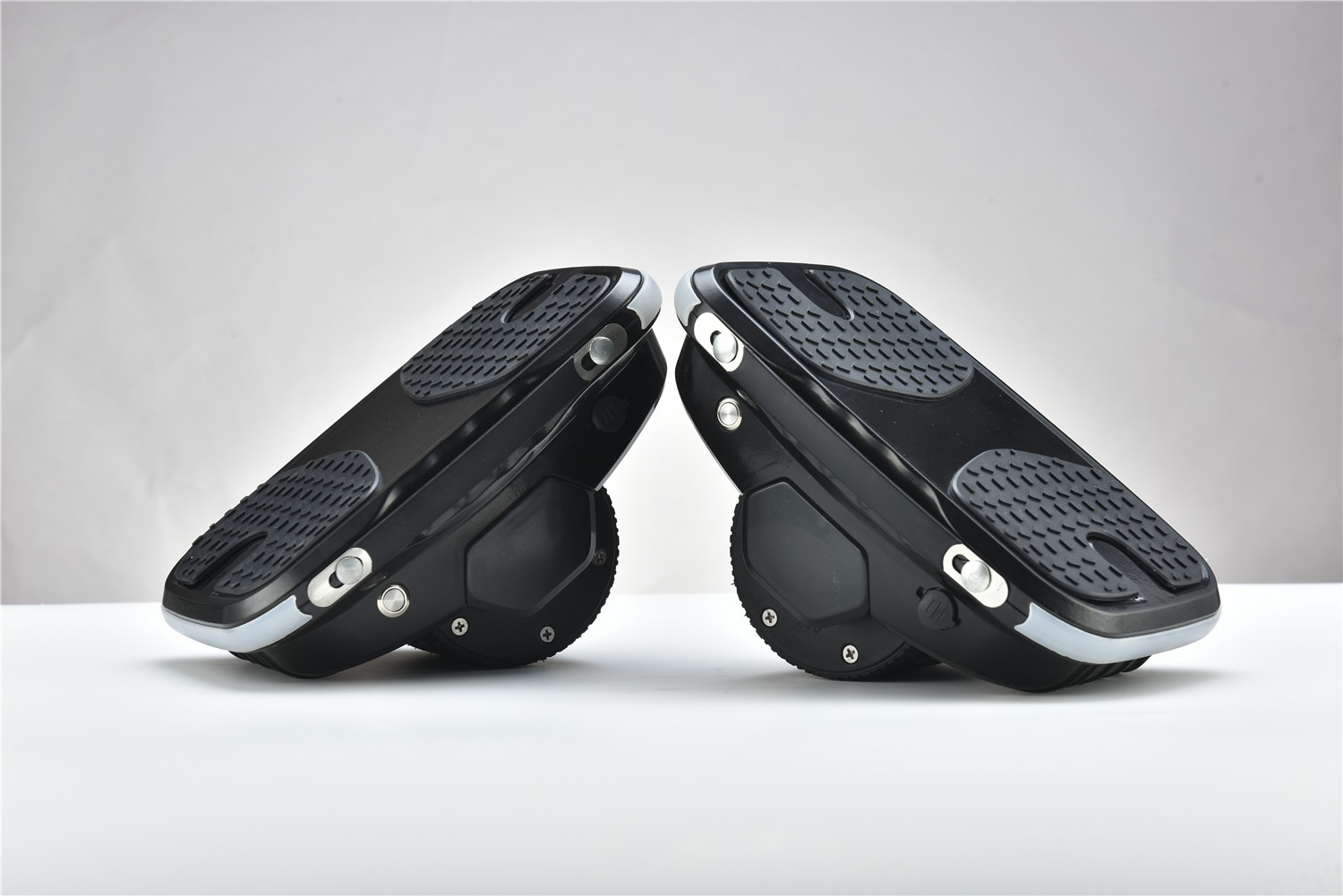 runscooters 2018 new hoverboard hovershoes电动悬浮鞋滑板车ce