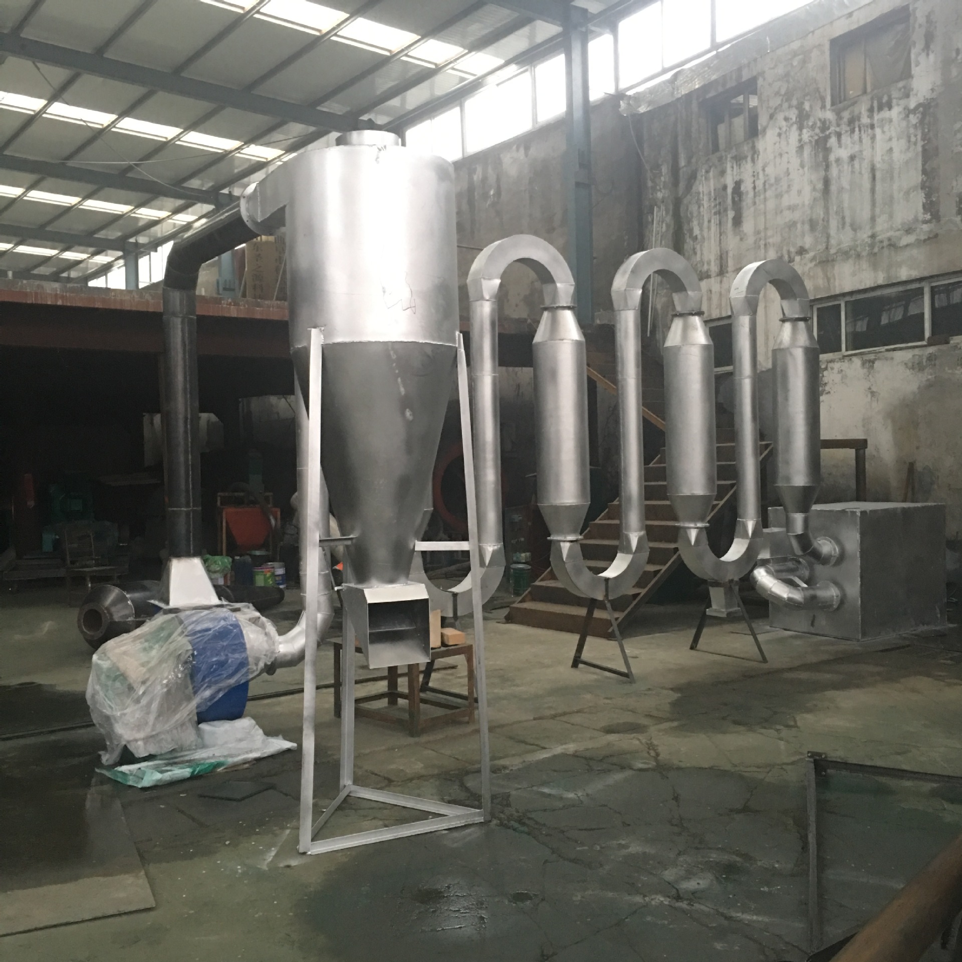 高产量移动式粮食水稻干燥烘干机 大型气流烘干机滚筒锯末烘干机