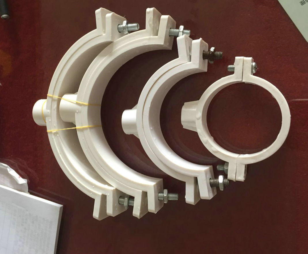 供应现货特厚pvc吊卡 管卡 pvc双用塑料管卡 pvc排水管管卡