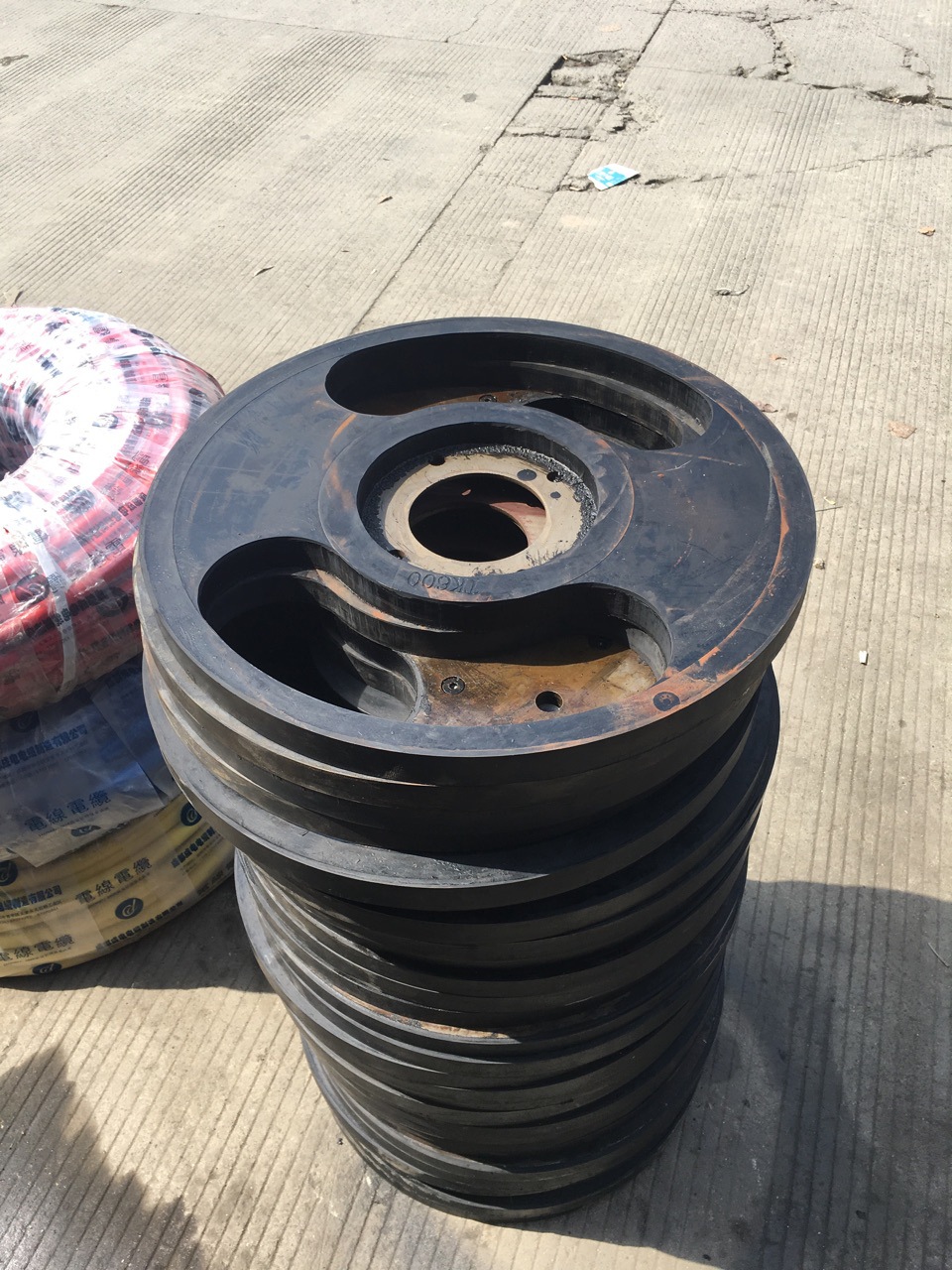 厂家直销岩锋tk700湿喷机配件磨板,速凝剂泵,活塞,喷头,钢磨