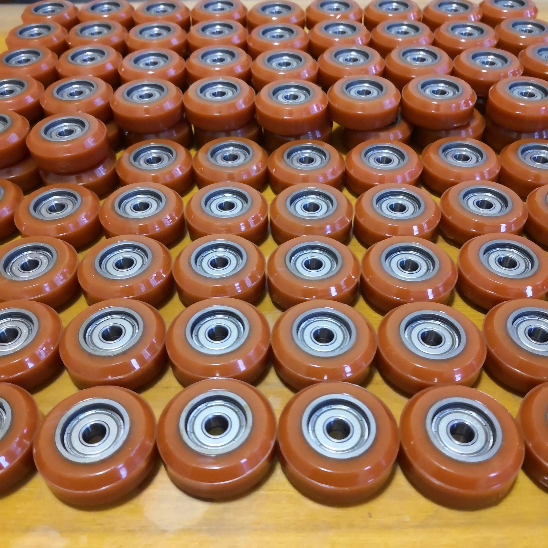 6304轴承聚氨酯pu包胶直径80导向轮静音耐磨不脱胶 电