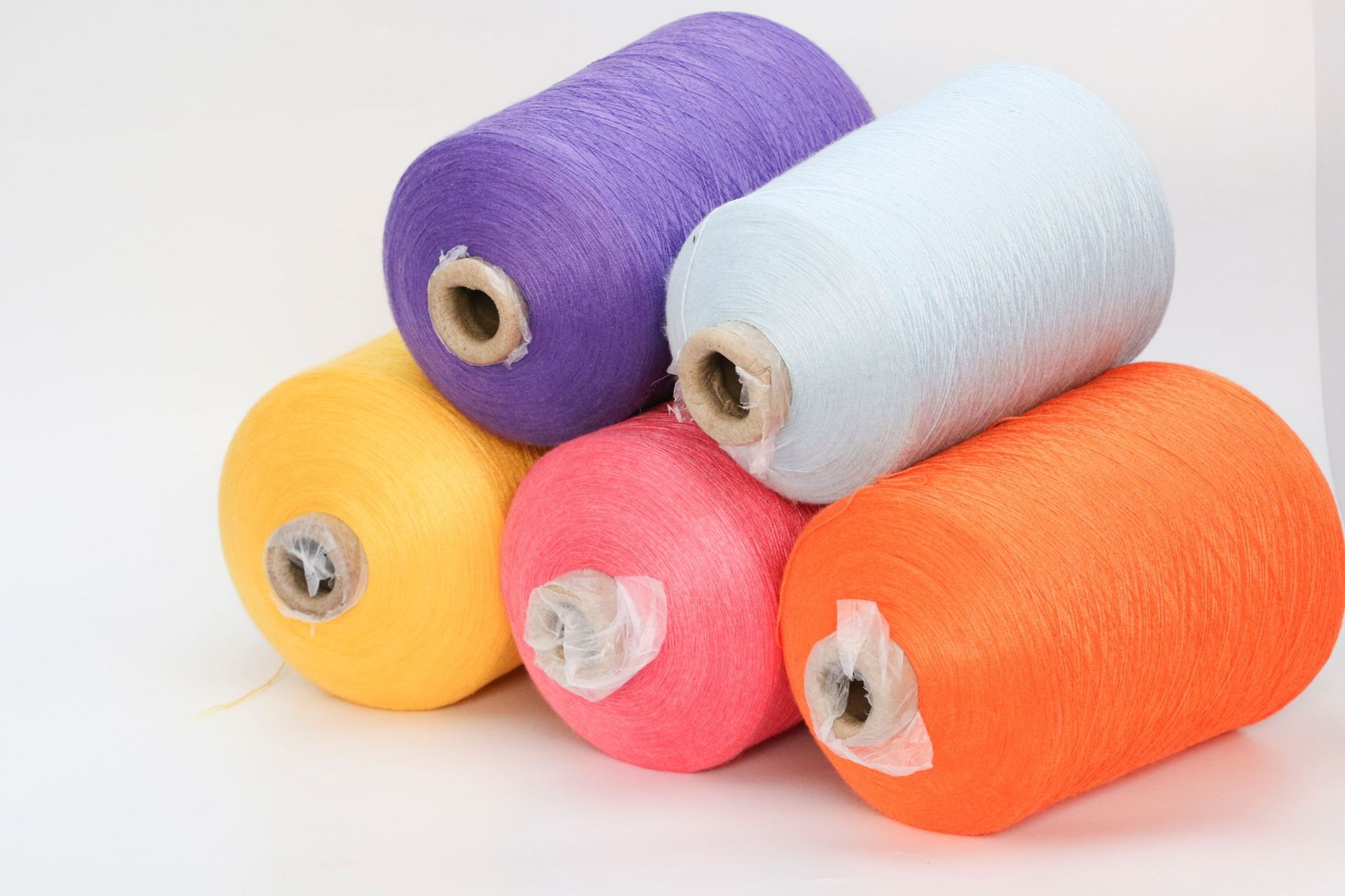 28s/2高弹包芯纱花杏库存现货色纱供应秋冬抗起球男女装热销纱线