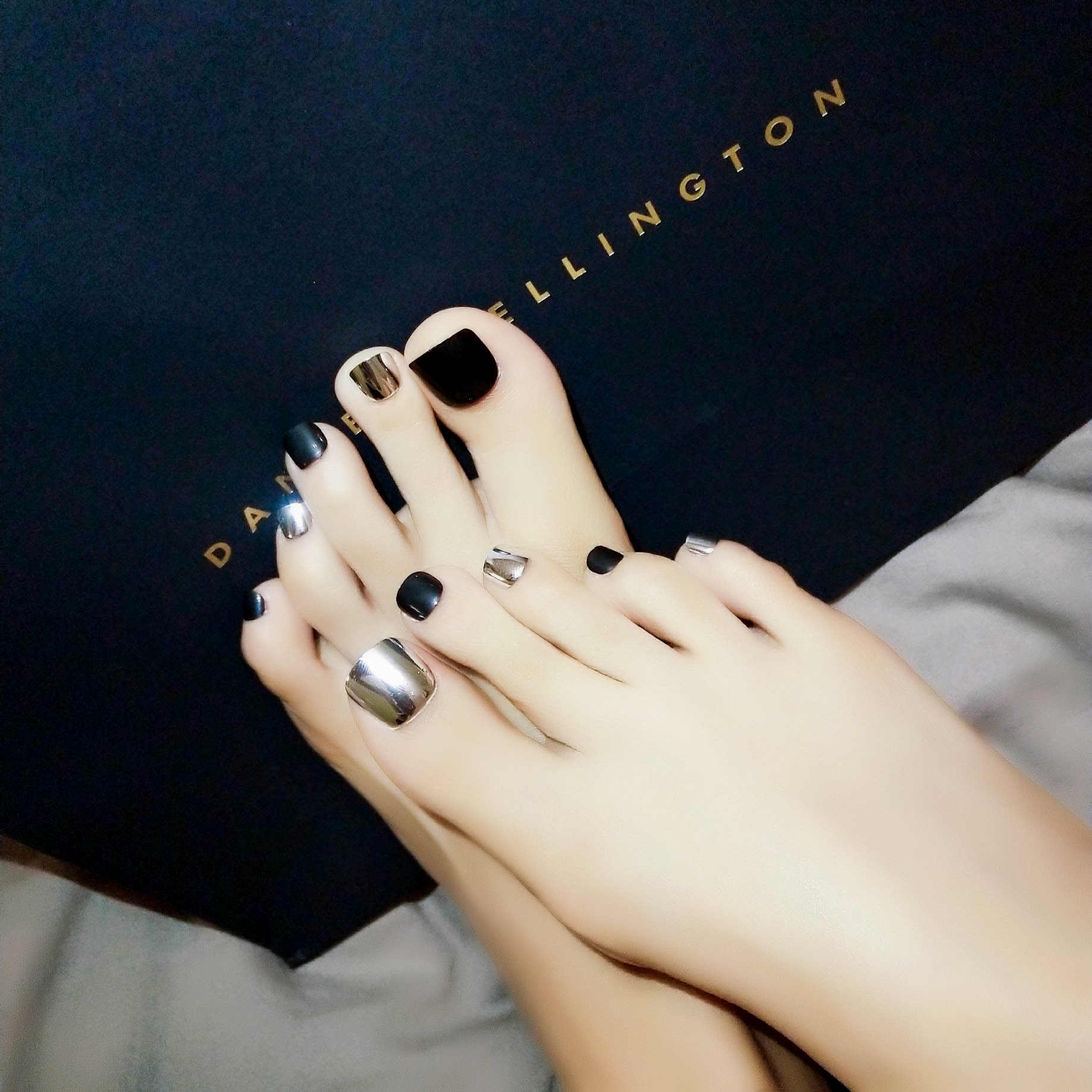 黑 银 可爱夏日脚趾甲胶水甲贴 美甲甲片假指甲 假指甲j-123