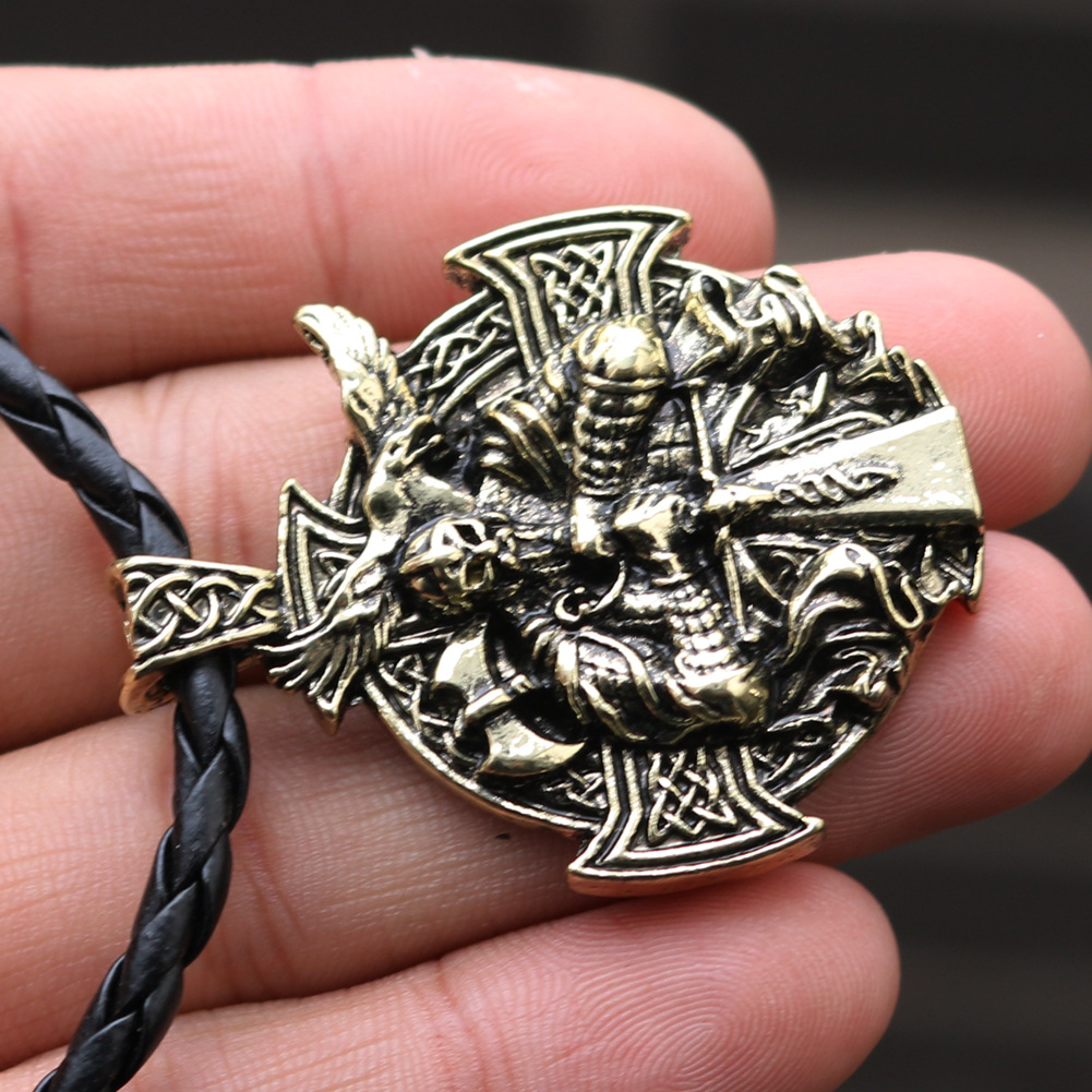 速卖通爆款维京奥丁海伦娜项链异教男士吊坠北欧神话十字乌鸦饰品