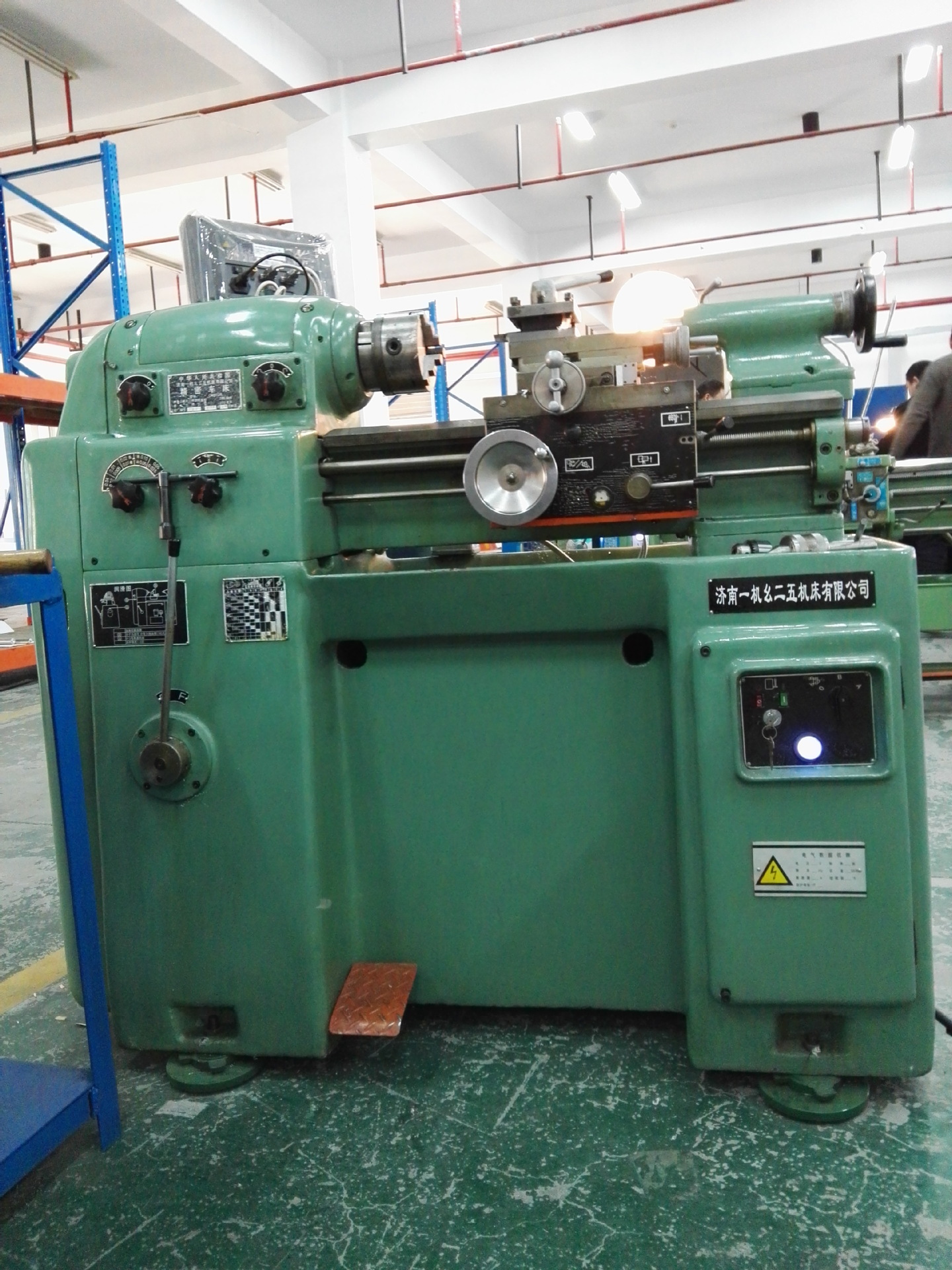 常年生产cm6125精密车床加装数显装置数控改造大修物美价廉