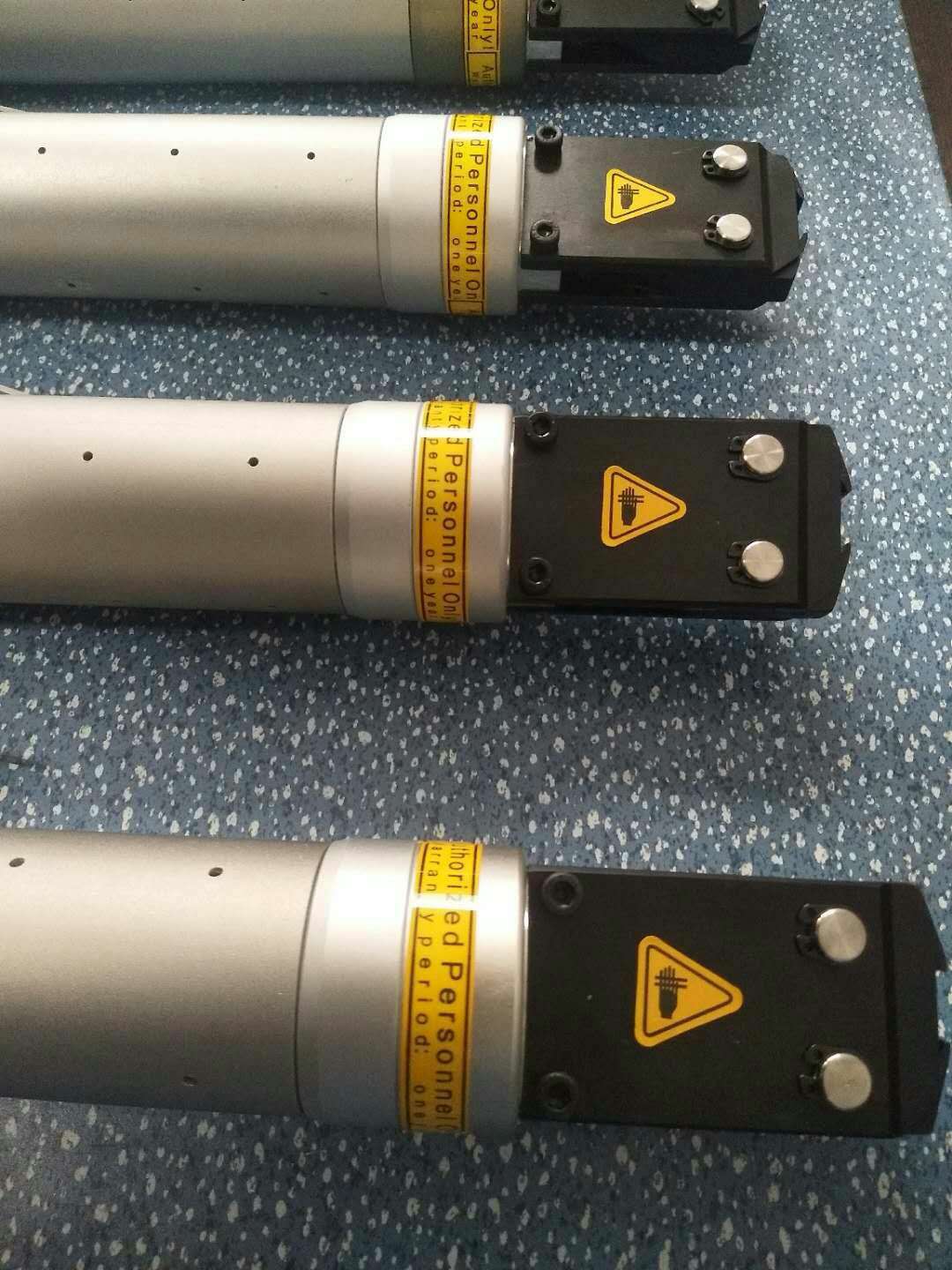 厂家直销 单耳卡箍专用气动卡钳7000型