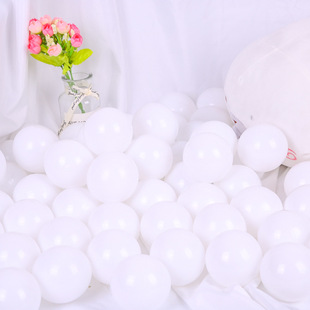 白色环保海洋球批发 热销海洋球5.5cm /7cm 加厚波波球充气球