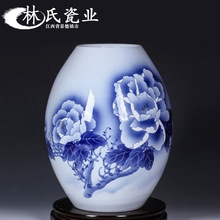 景德镇陶瓷新中式釉下彩手绘青花山水腰鼓瓶插花一件代发
