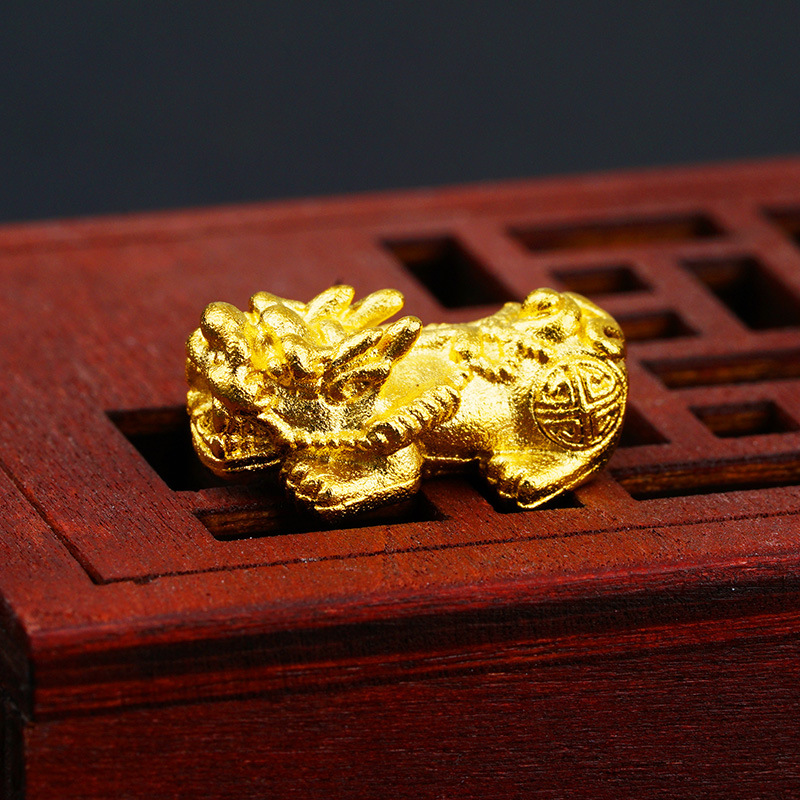 沙金实心迷你网红貔貅编织红绳手链配件 本命年镀黄金diy手串配饰