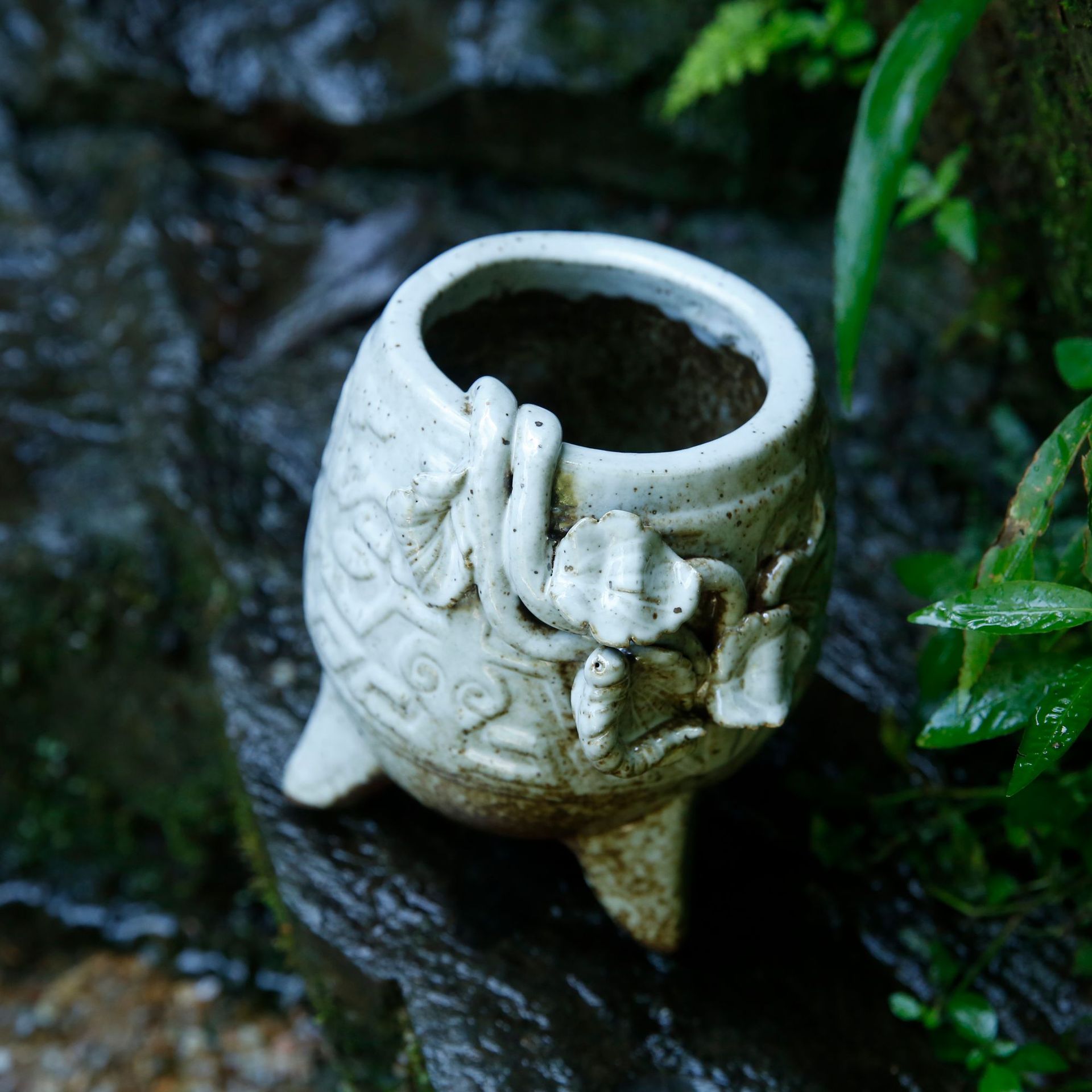 景德镇陶瓷器皿图片