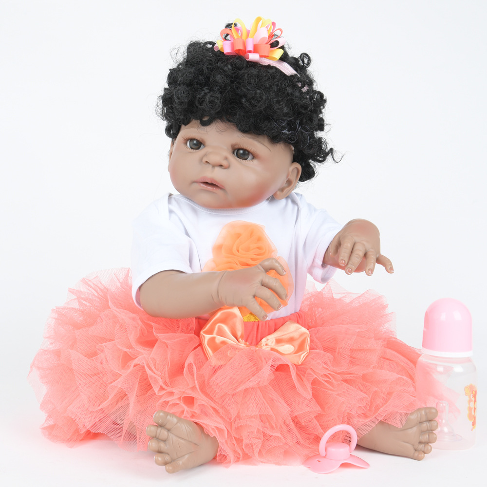 跨境专供重生婴儿娃娃 换衣服欧美洋娃娃 女孩过家家玩具仿真娃娃