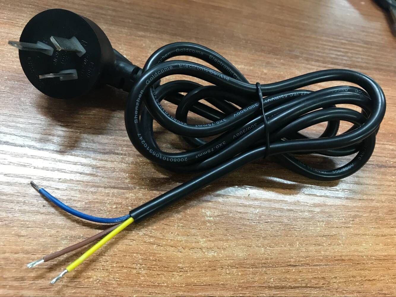 厂家直销 1.5米国标三插电源线电源插头线剥皮上锡0.75 3c认证