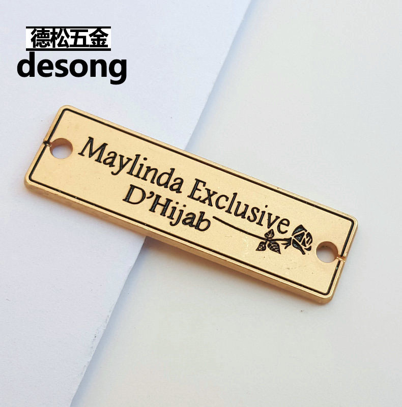 Perforated Metal Clothing Tags Zinc Alloy Die Casting Metal Garment Accessories Sign Rectangular Concave-Convex Letter Mark