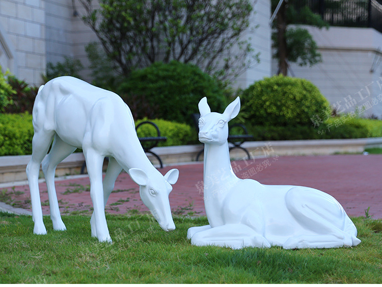 户外玻璃钢雕塑仿真圣诞鹿花园摆件白色彩绘梅花鹿
