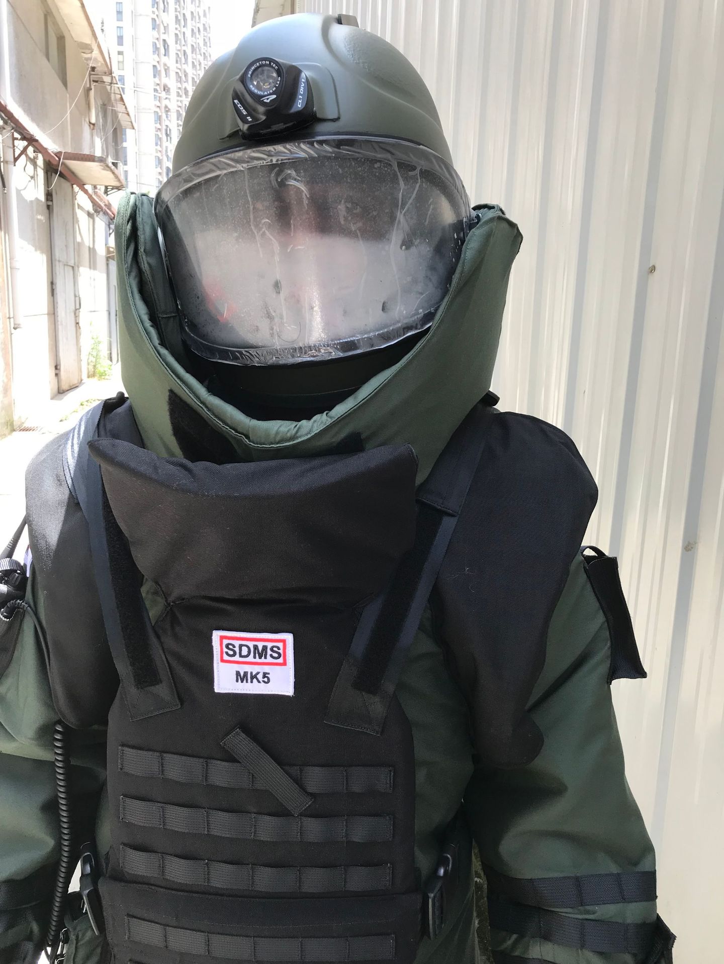 现货供应英国mk5排爆服 库存十套