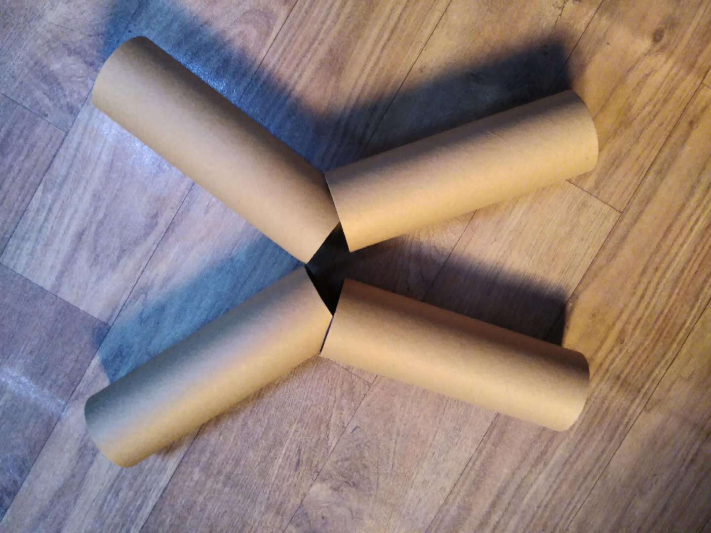 微薄卫生纸纸管定制 硬纸筒纸芯包装厂家 圆形纺纱卷布纸筒