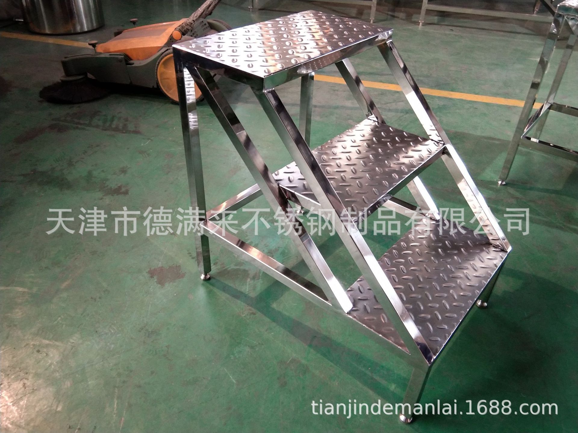 专业非标定制 不锈钢梯子移动上料梯步步高梯子踏步梯不锈钢制品