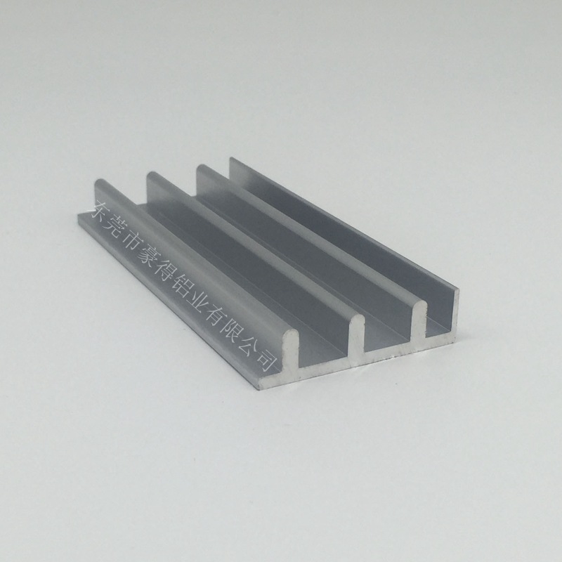 6063工业铝型材 三槽滑轨铝型材 门框铝合金滑槽三轨铝材