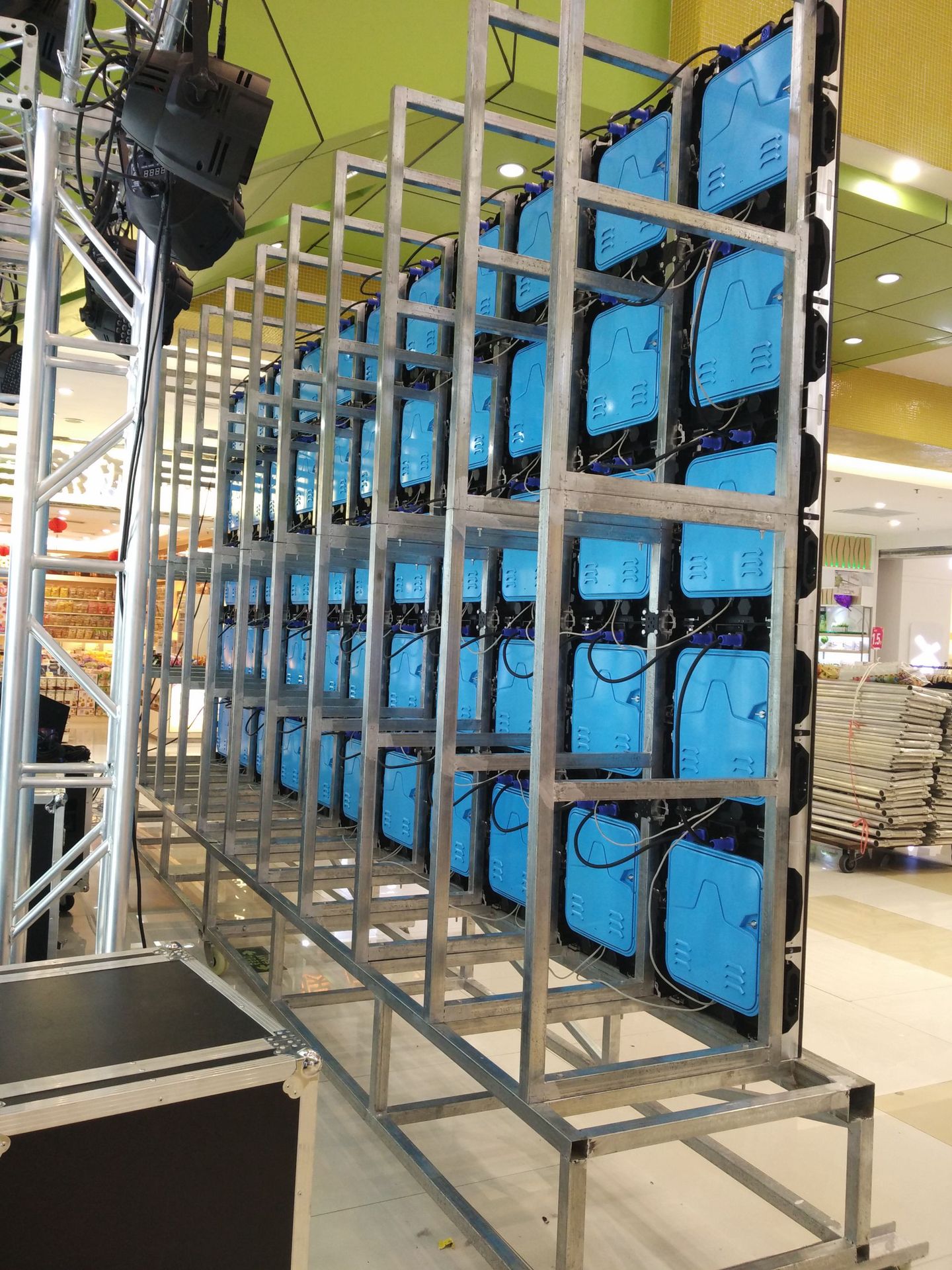 深圳led显示屏厂家 租赁led屏p3.91室内显示屏 户外p4.81租赁屏