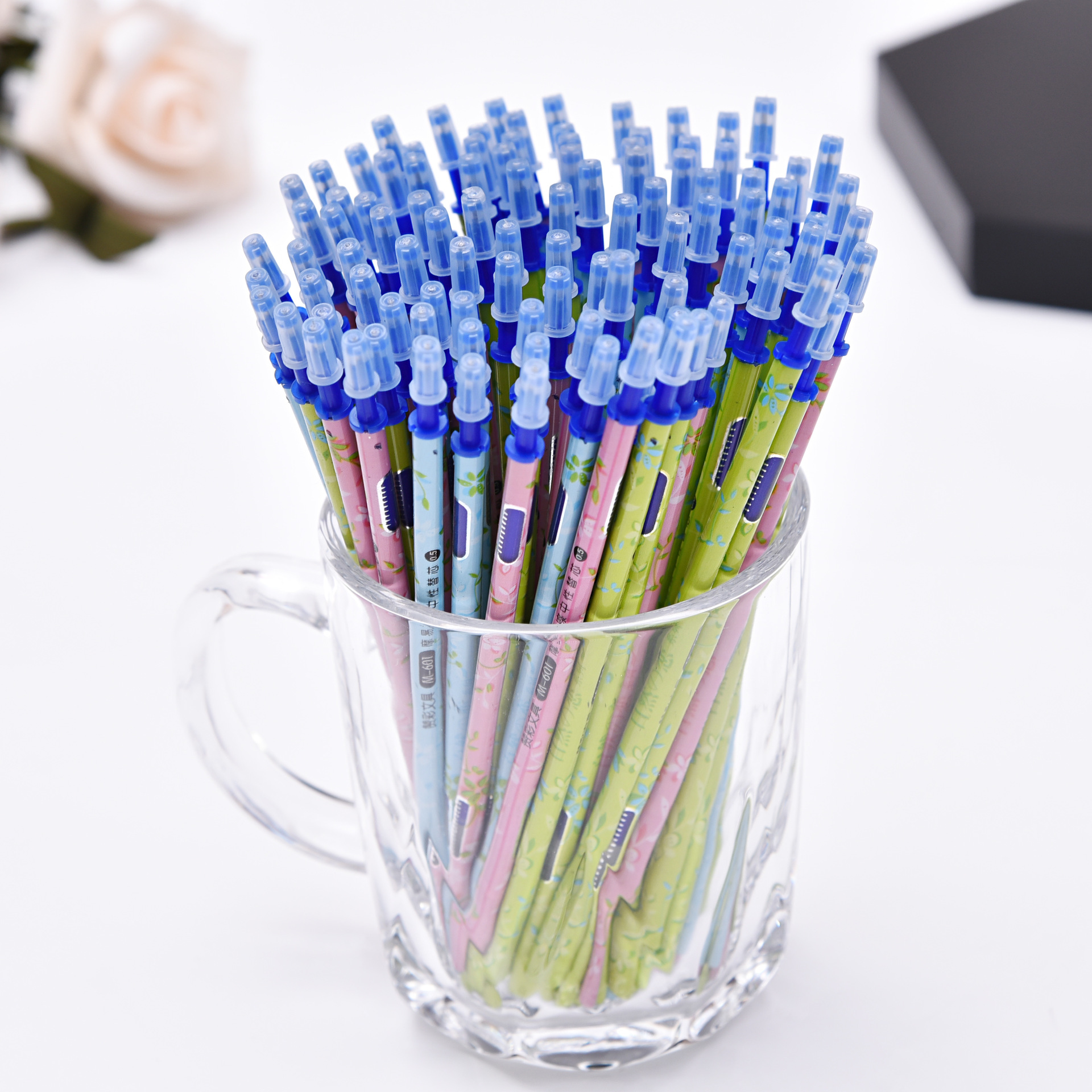 厂家直销摩易擦中性笔芯批发 可擦中性笔芯办公文具针管0.5mm