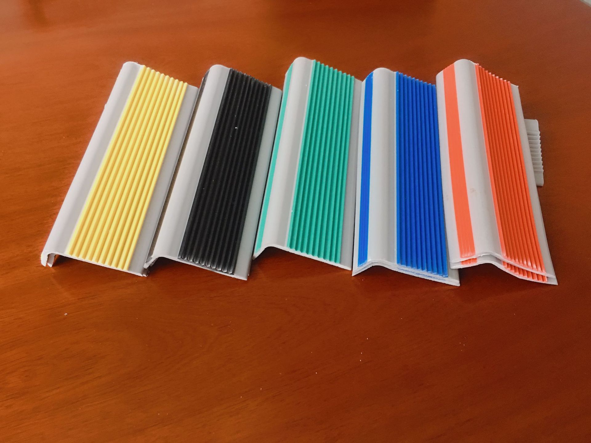 塑料护角楼梯踏步护角打包护角