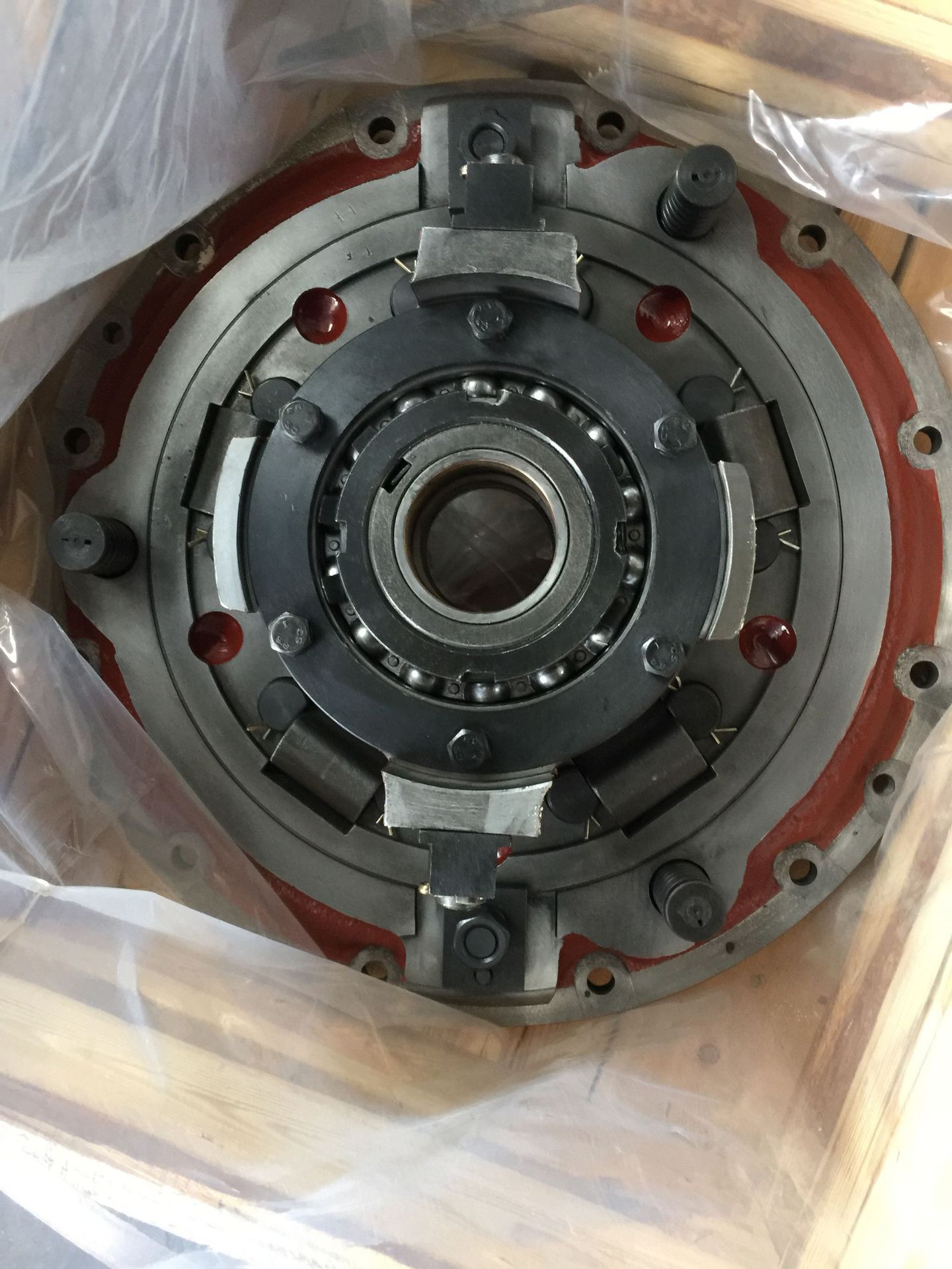 sd16tl山推主离合器压盘总成