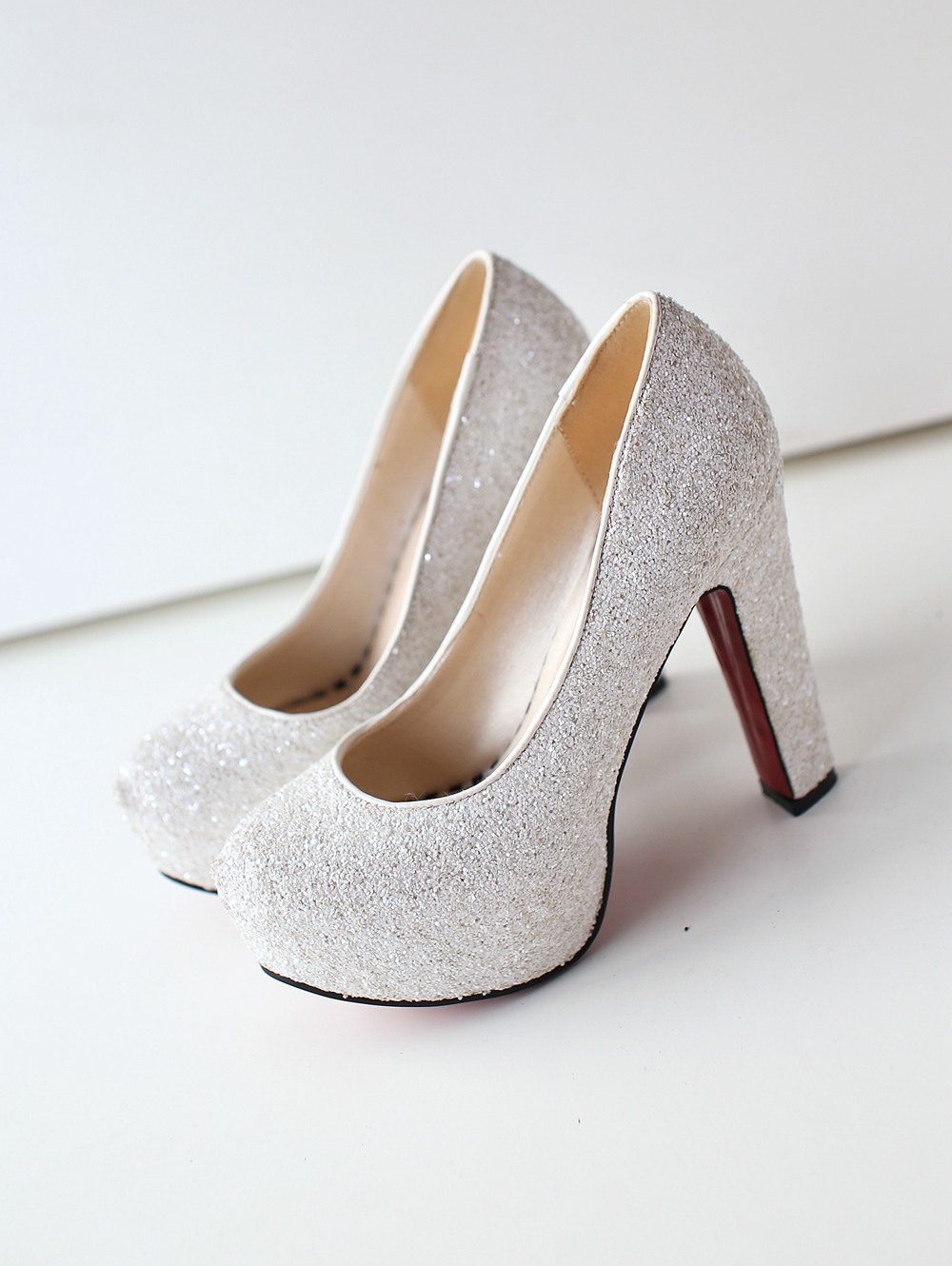 2016单鞋粗跟高跟婚礼鞋白色亮片新娘鞋夜店公主伴娘鞋子浅口婚鞋