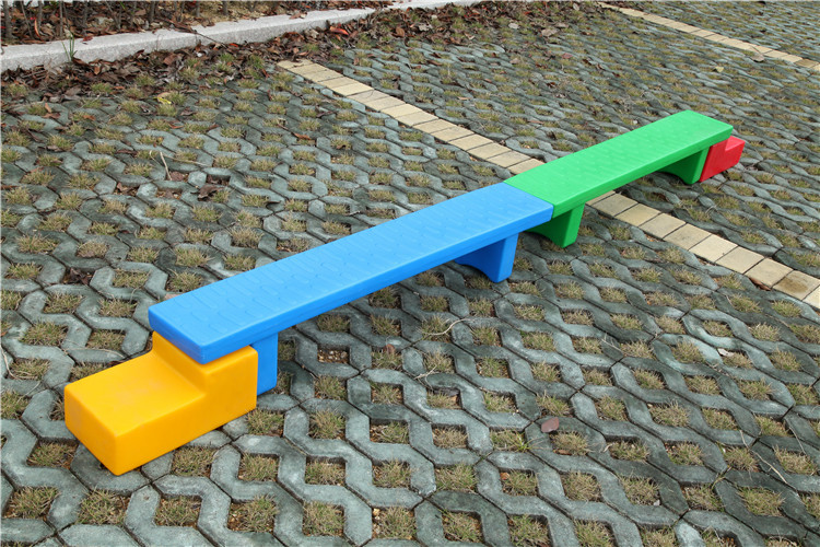 儿童独木桥_幼儿园独木桥 塑料组合独木桥 感统体能训练批发