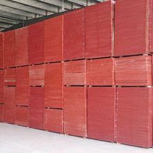 厂家供应建筑模板 红色建筑板 清水模板 建筑覆膜模板批发