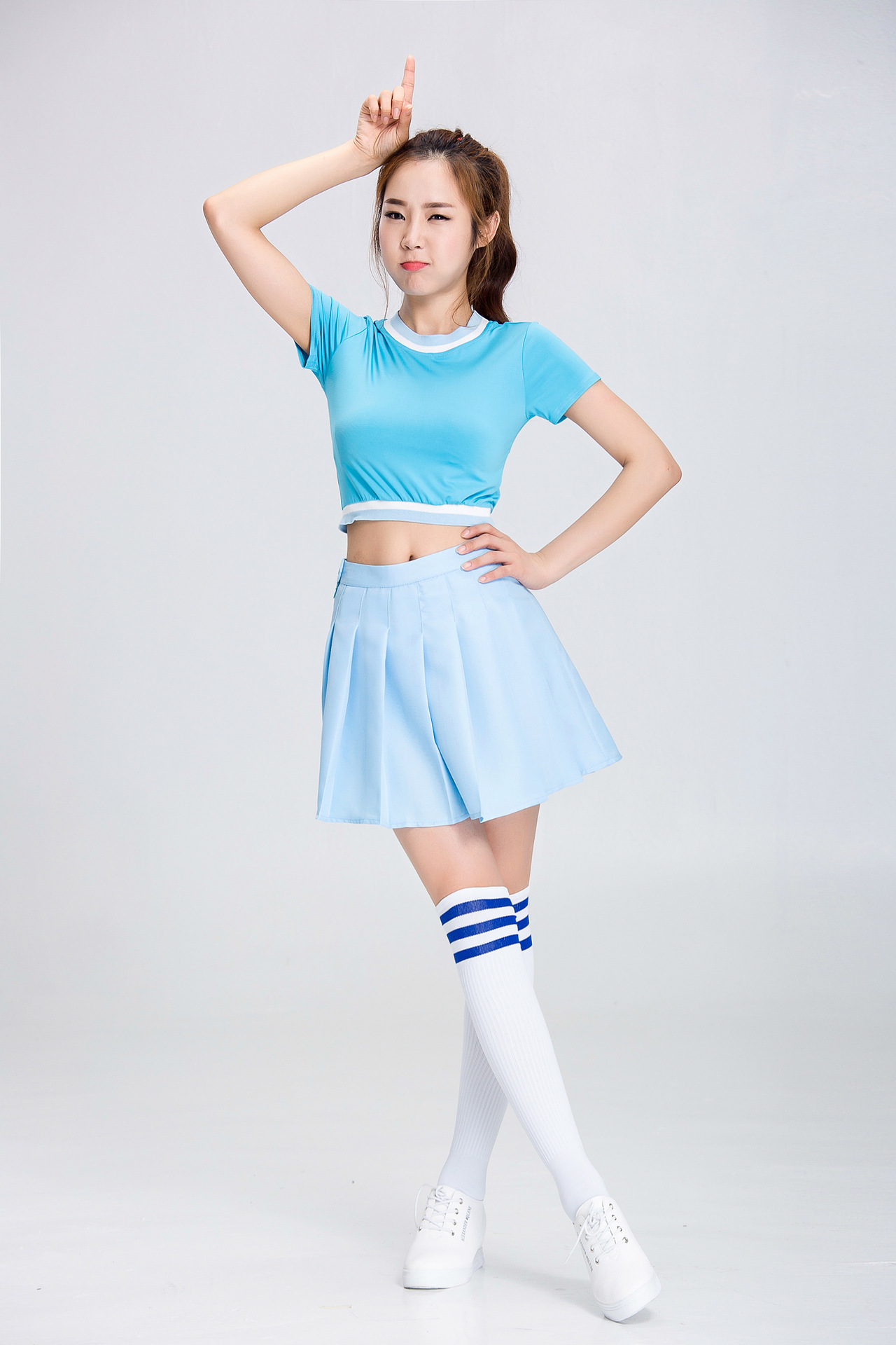 韩国女团明星同款学生啦啦操演出服拉拉队足球宝贝啦啦队表演服装