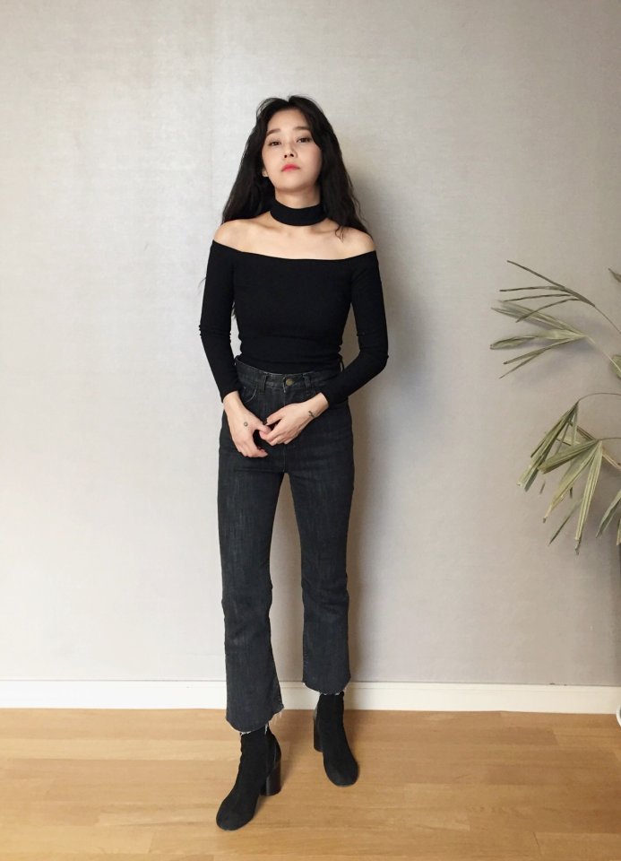3346 2018连脖项圈露肩tee小心机性感显瘦紧身打底衫