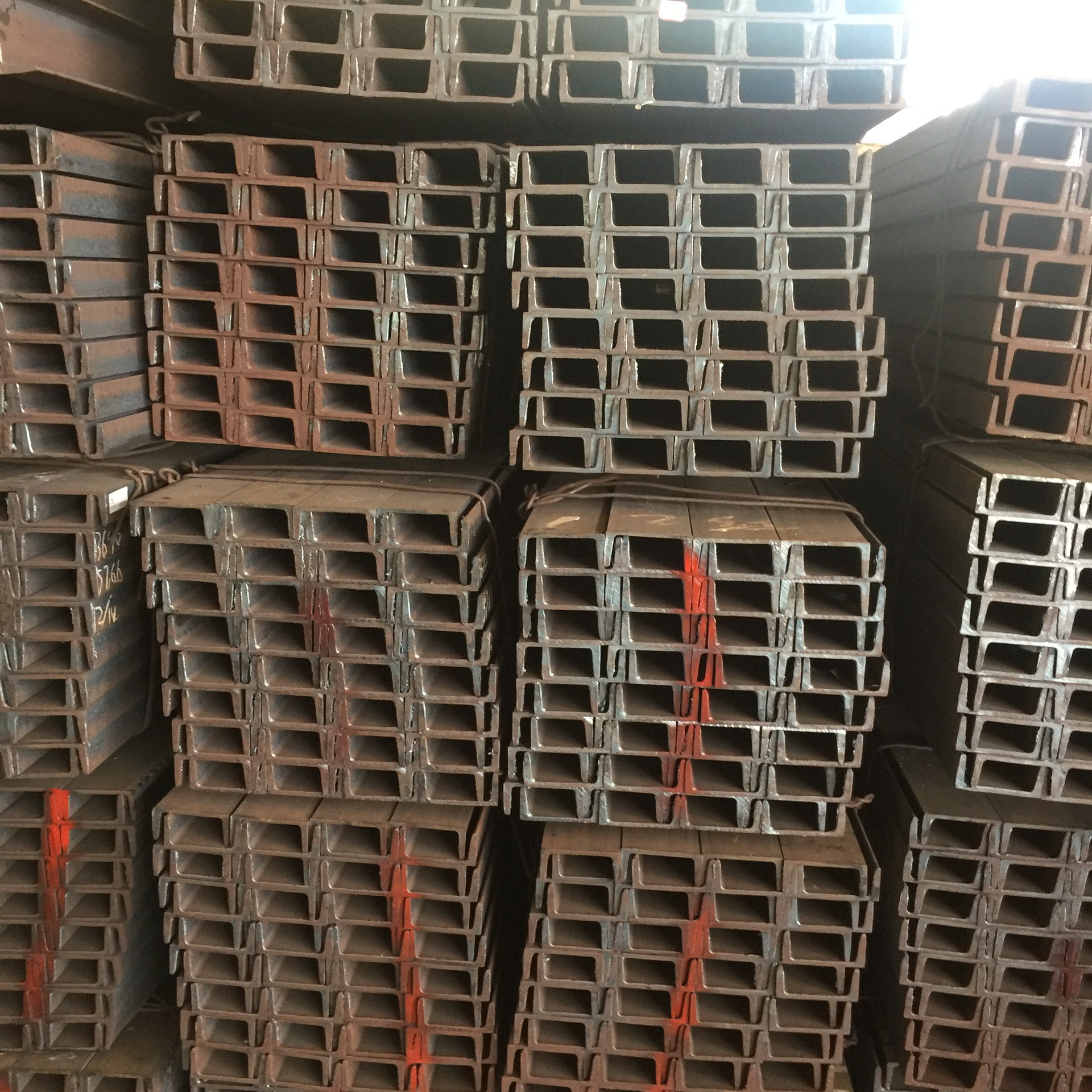 q235b钢材加工14国标槽钢阁楼u型钢工字钢任意规格尺寸零切割