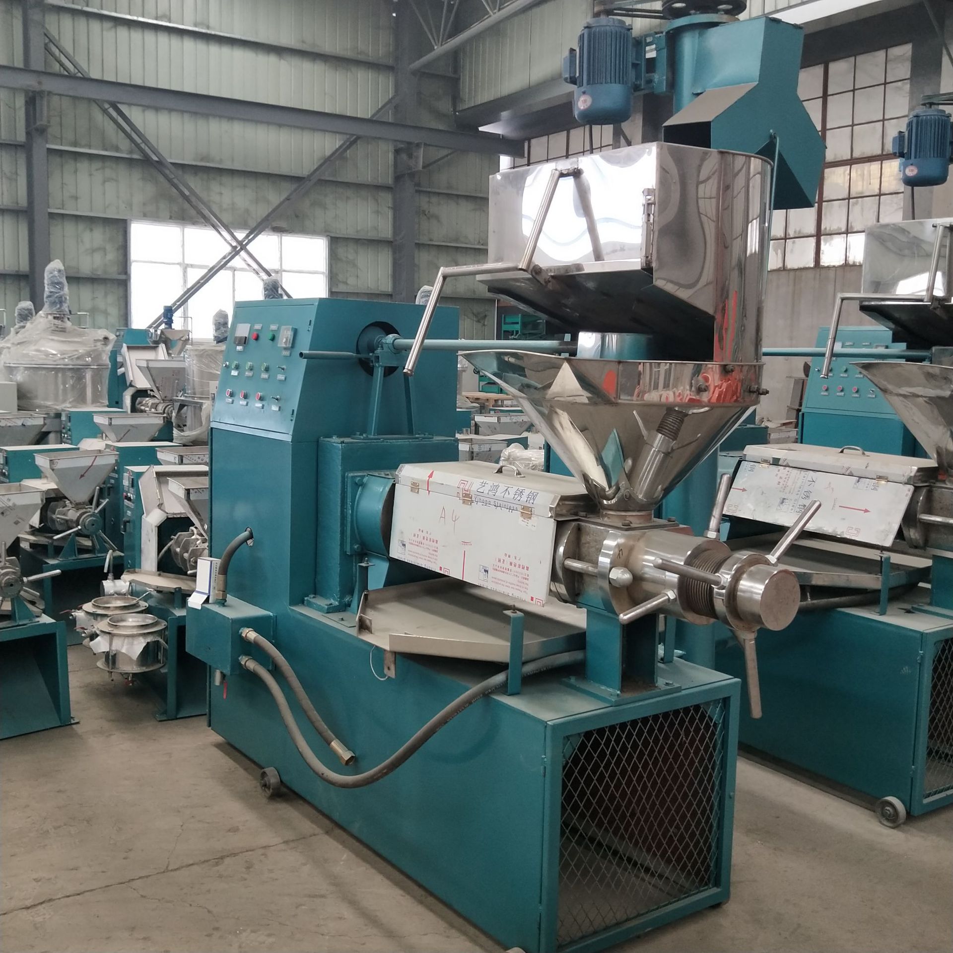 大型商用全自动榨油机 150型螺旋冷热两用榨油机  花椒籽榨油机