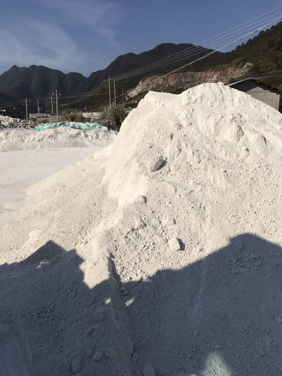 长期大量供应 道路基建用 消石灰