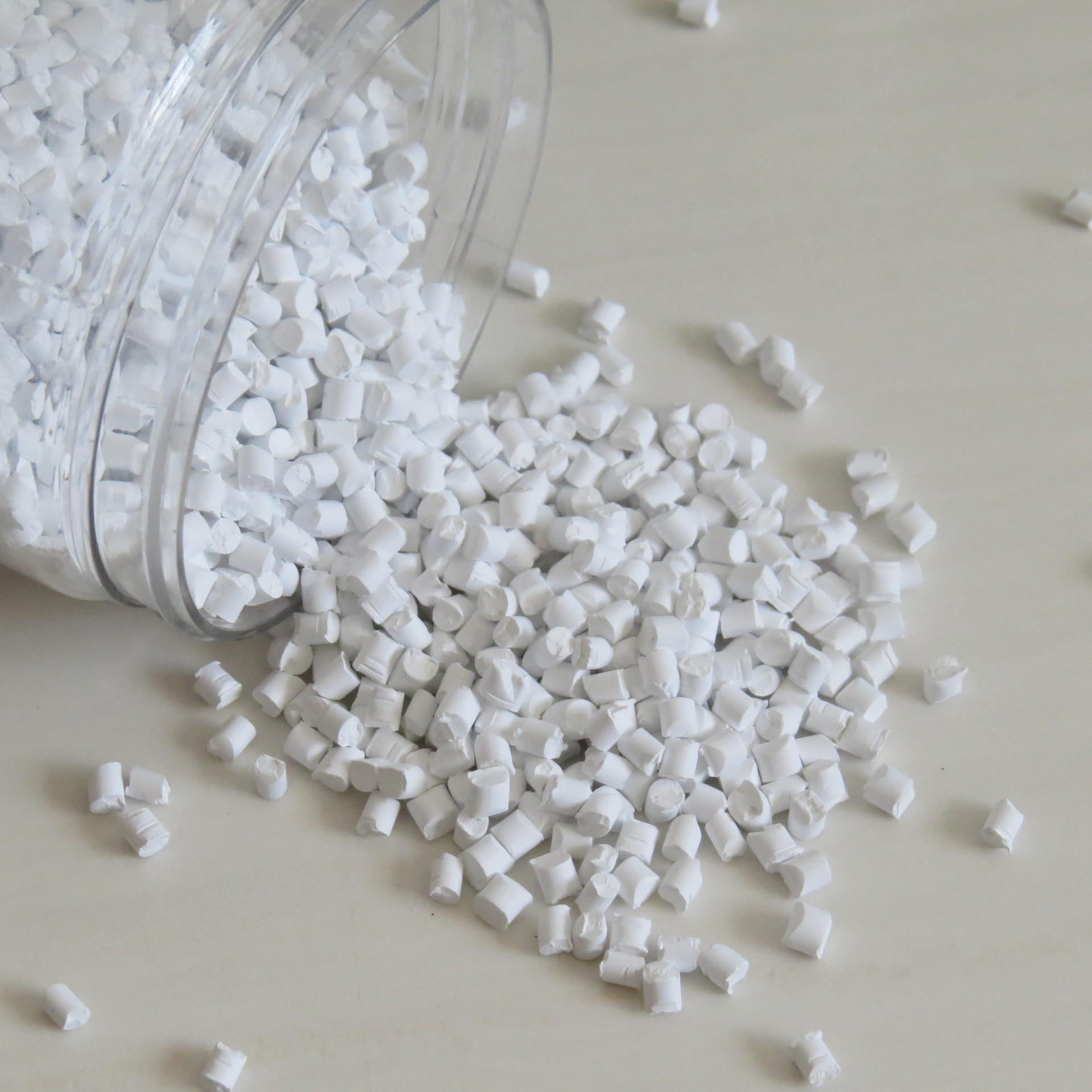 增白色母粒白色母亮白色母粒