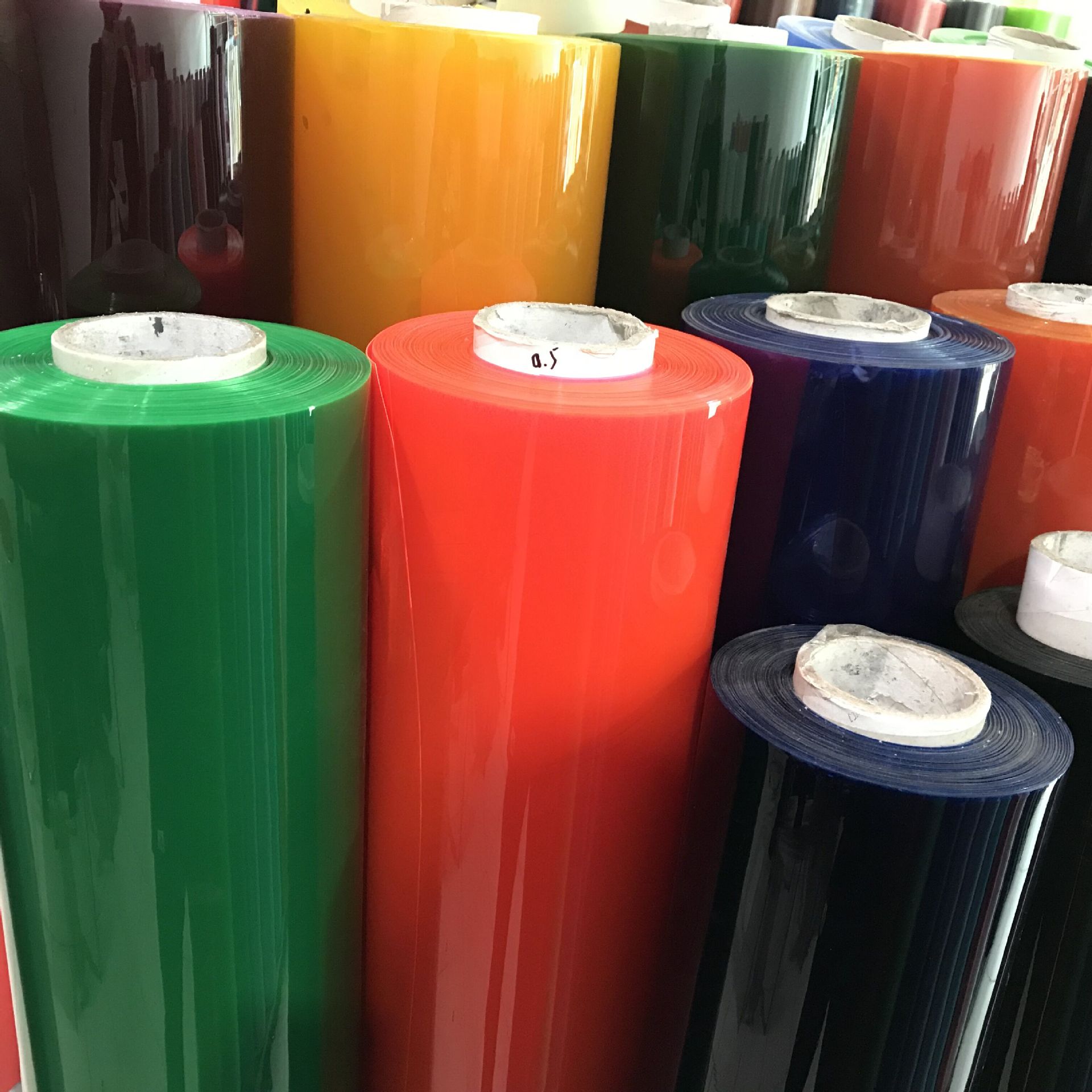 厂家批发直销pvc有色超透膜手袋用料印刷耐高温pvc彩色超透薄膜