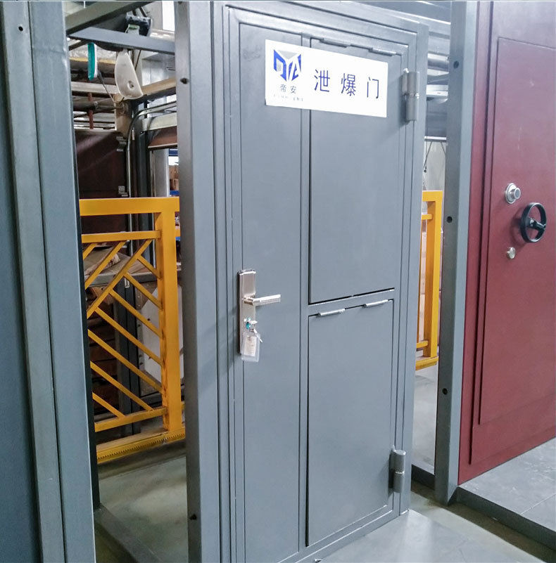 厂家定制 钢制平开门泄爆门工业泄压门 化工厂锅炉房安全泄爆门