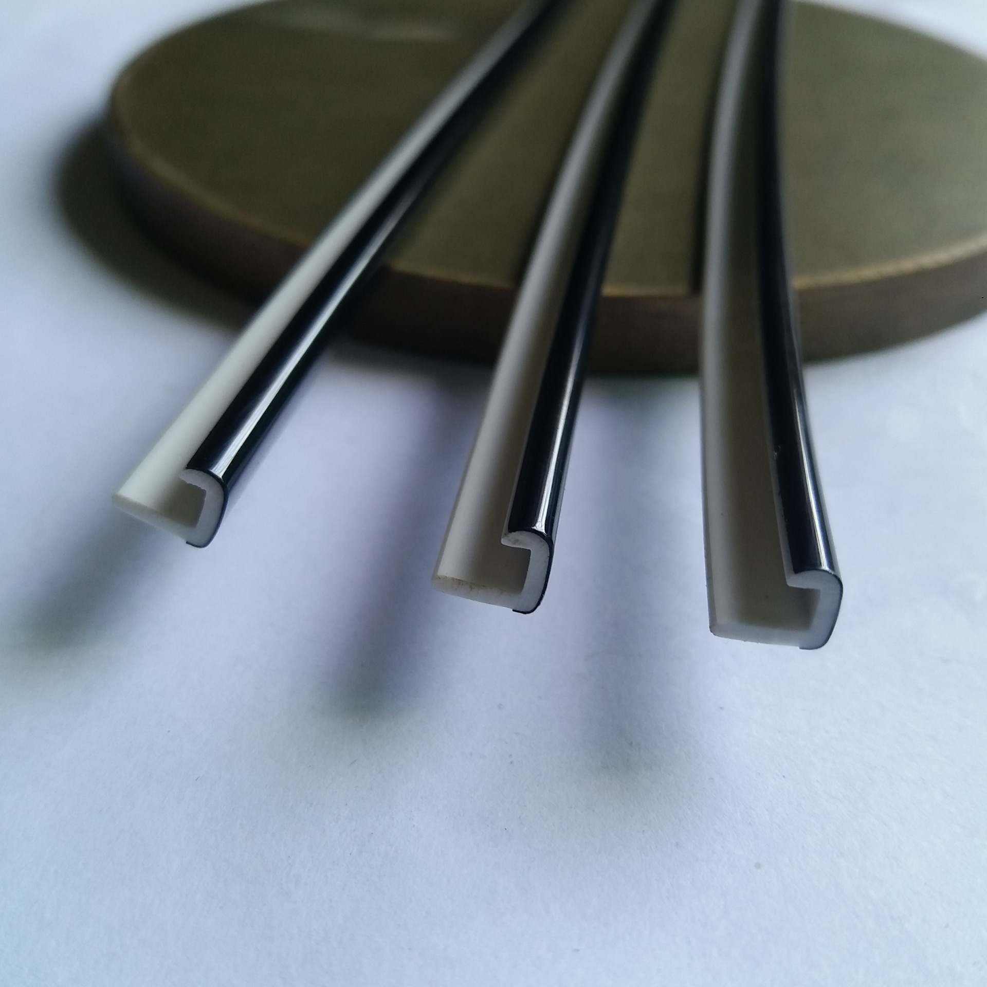 礼盒装饰条 包边条 kt板包边条金银装饰条品质保障厂家直供可定制